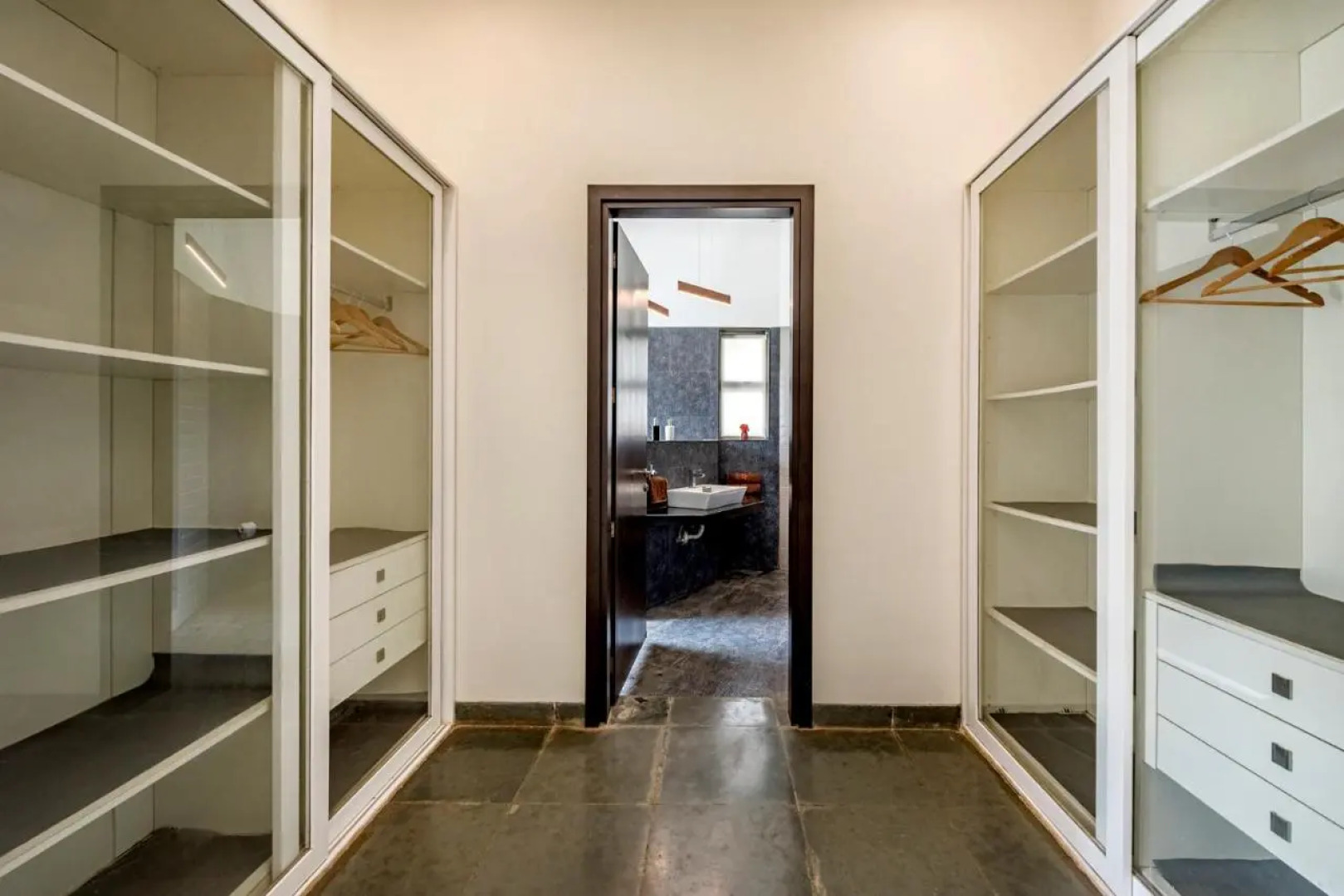 Saffron Stays Gardenia