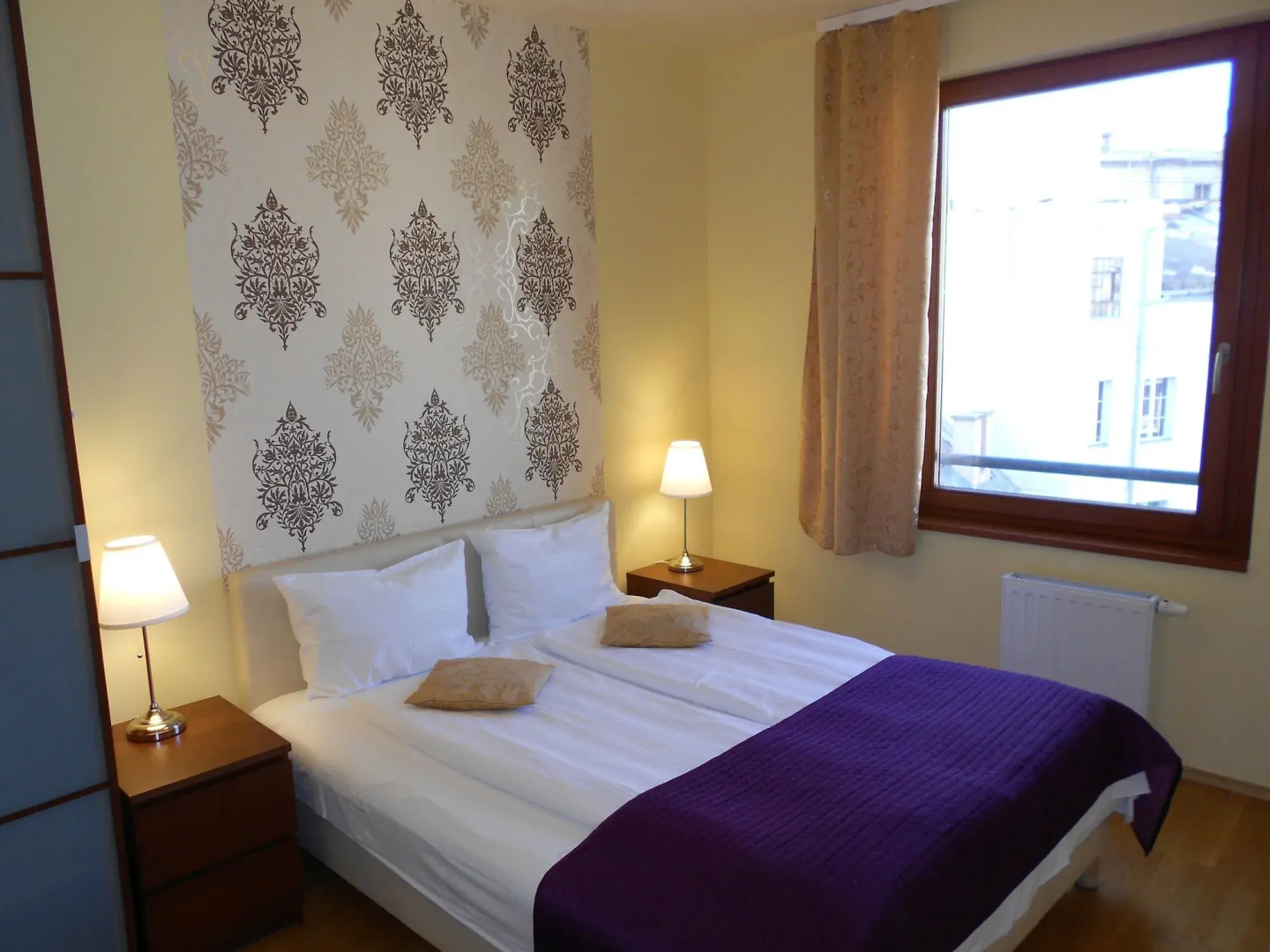 Trendy Deluxe Apartments