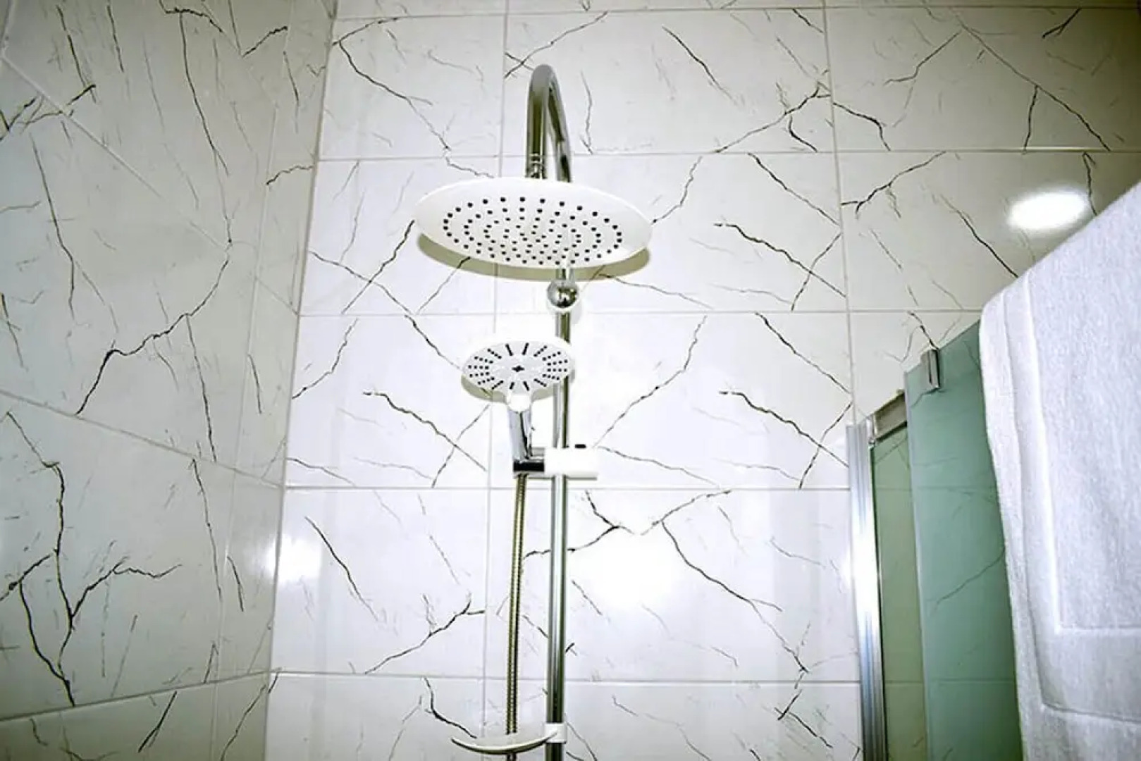 Saranda Teras Pansiyon