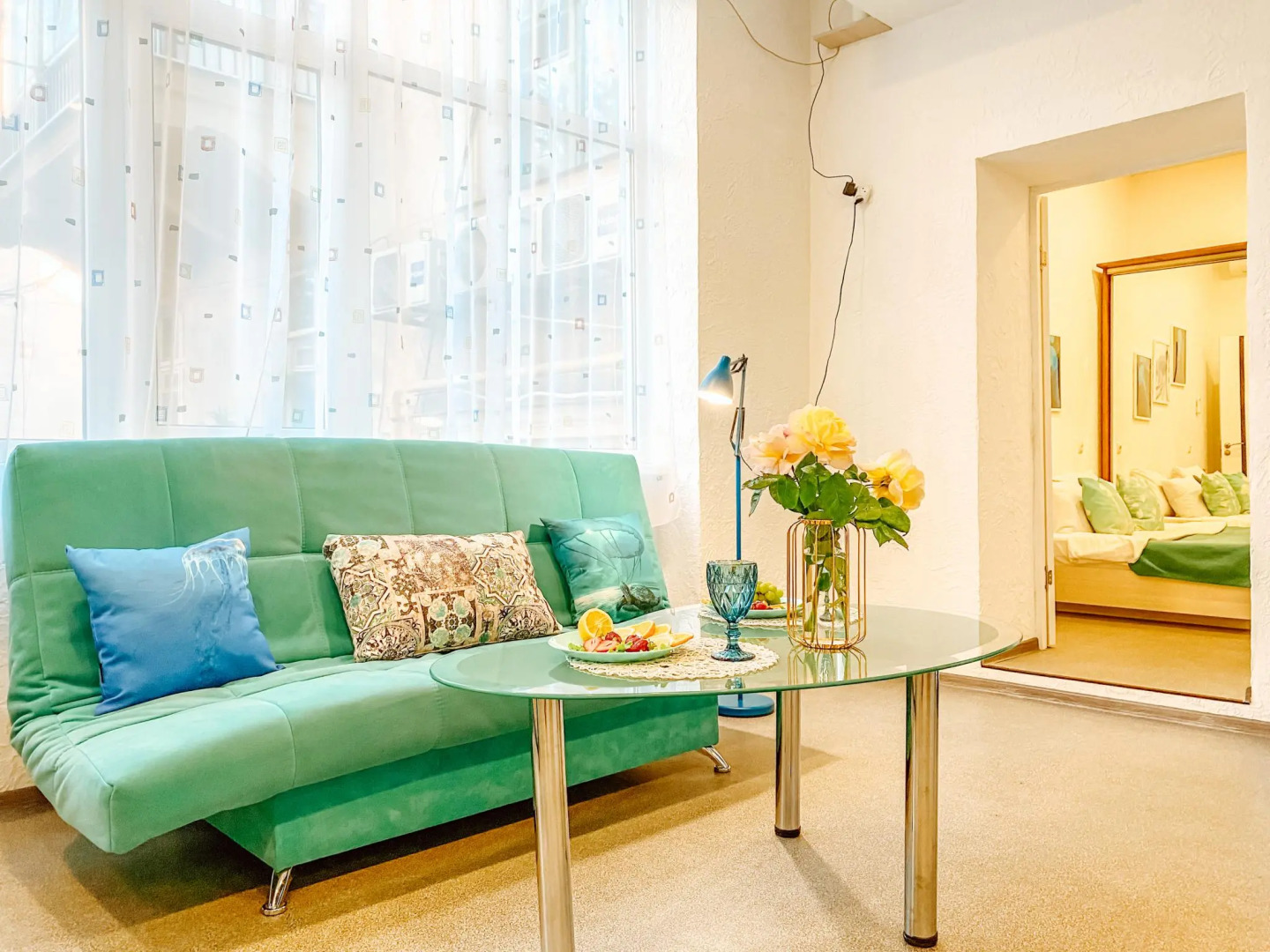 Апартаменты Счастье жить в центре Севастополя на ул. Большая Морская, д.41