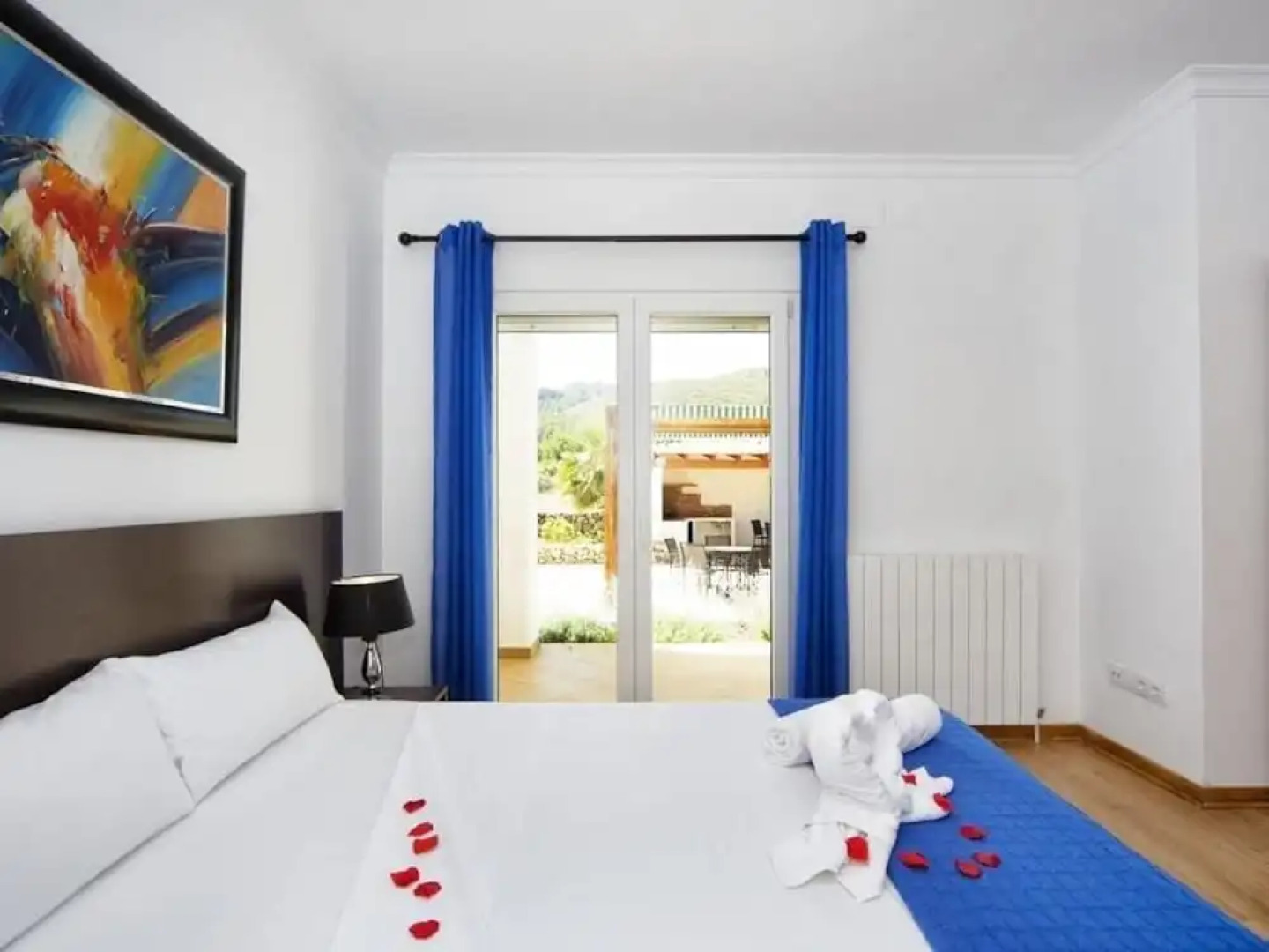 Casa Blanca - Monty's