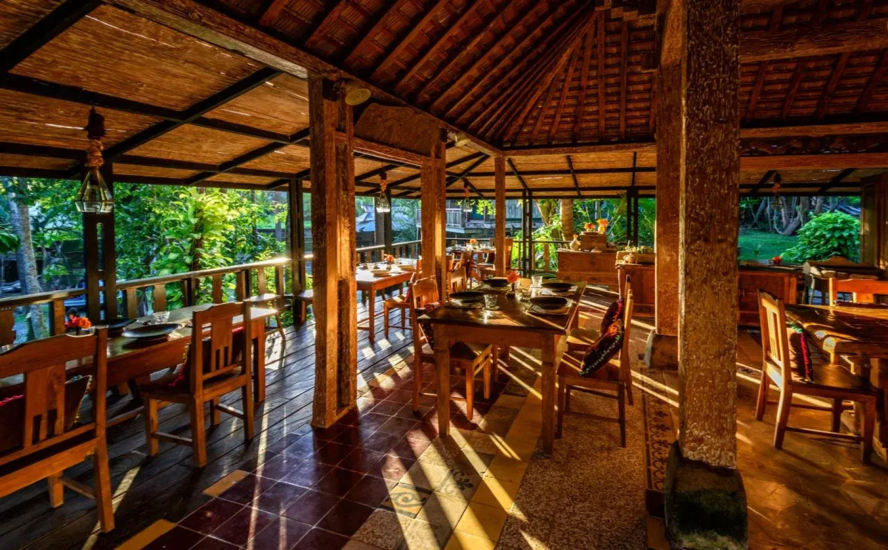 Taman Nauli Bed & Breakfast