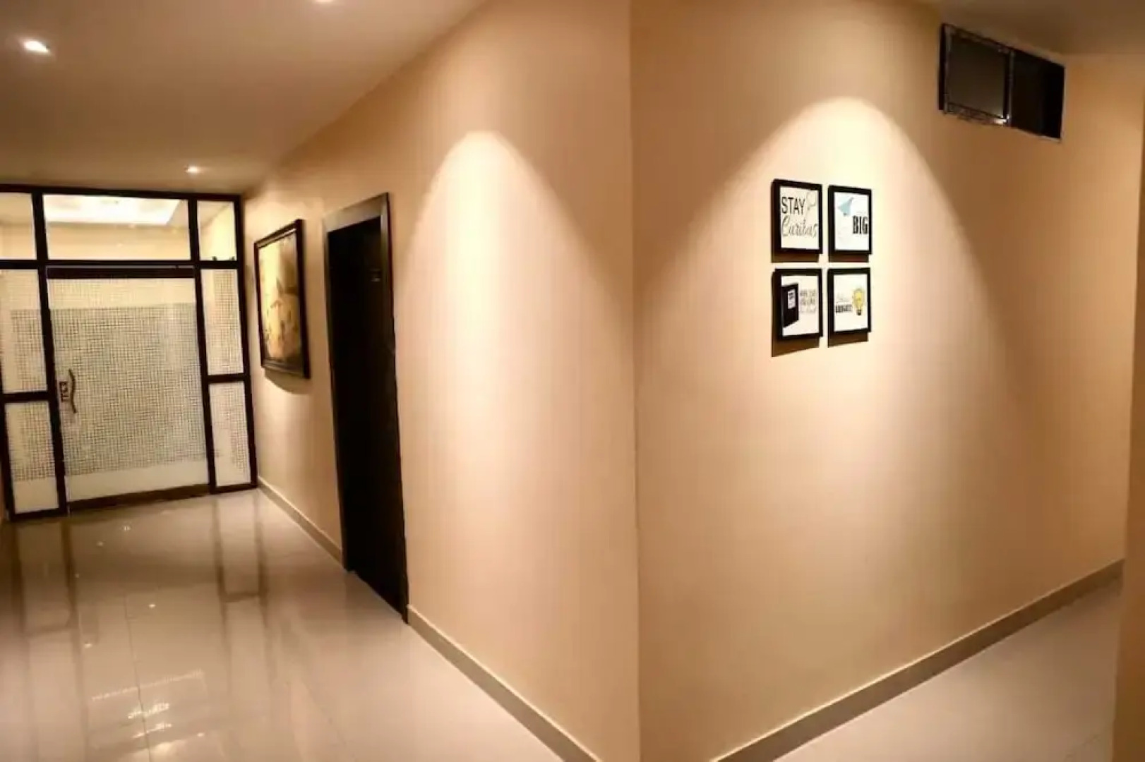 Regal Guest House by ROH