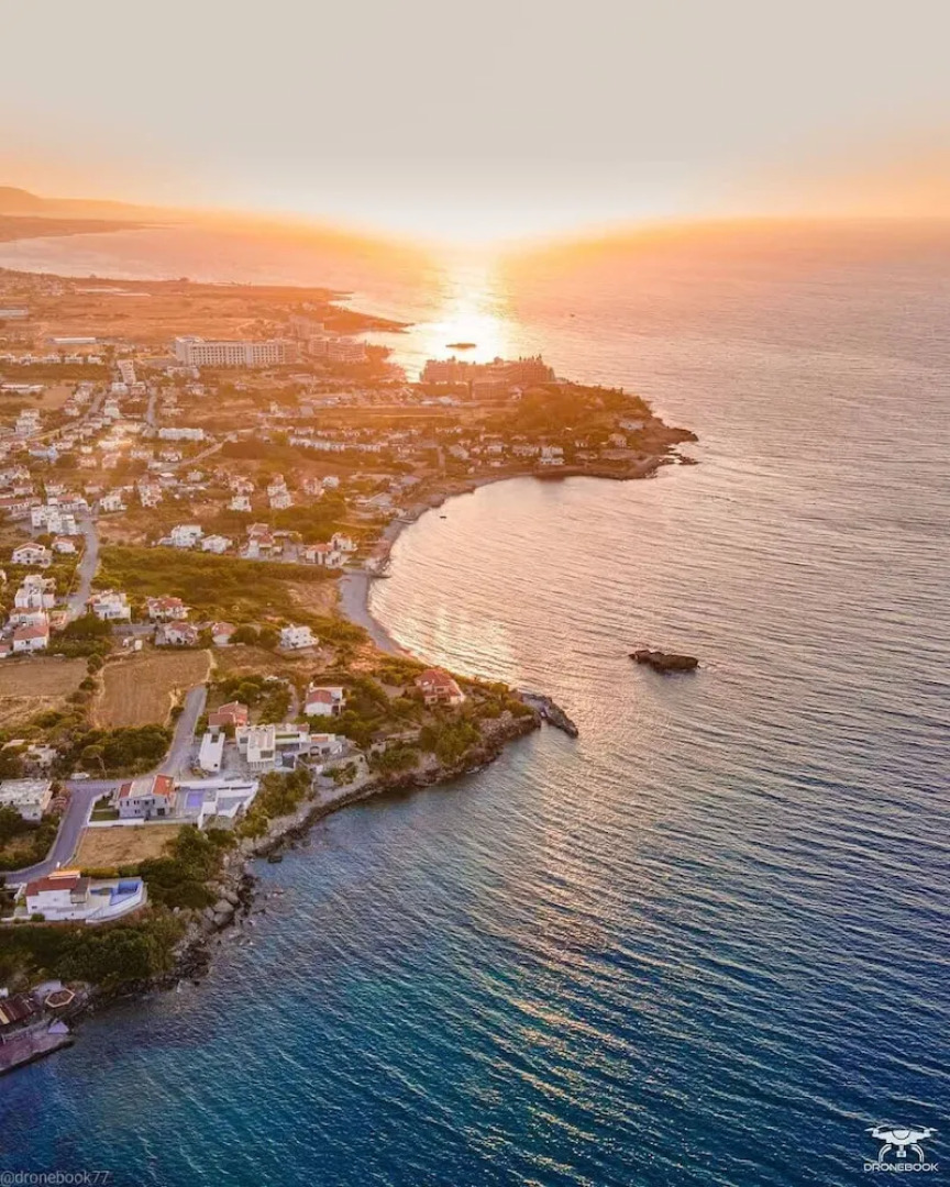 Charming 3-bed Semi Detached Villa in Alsancak