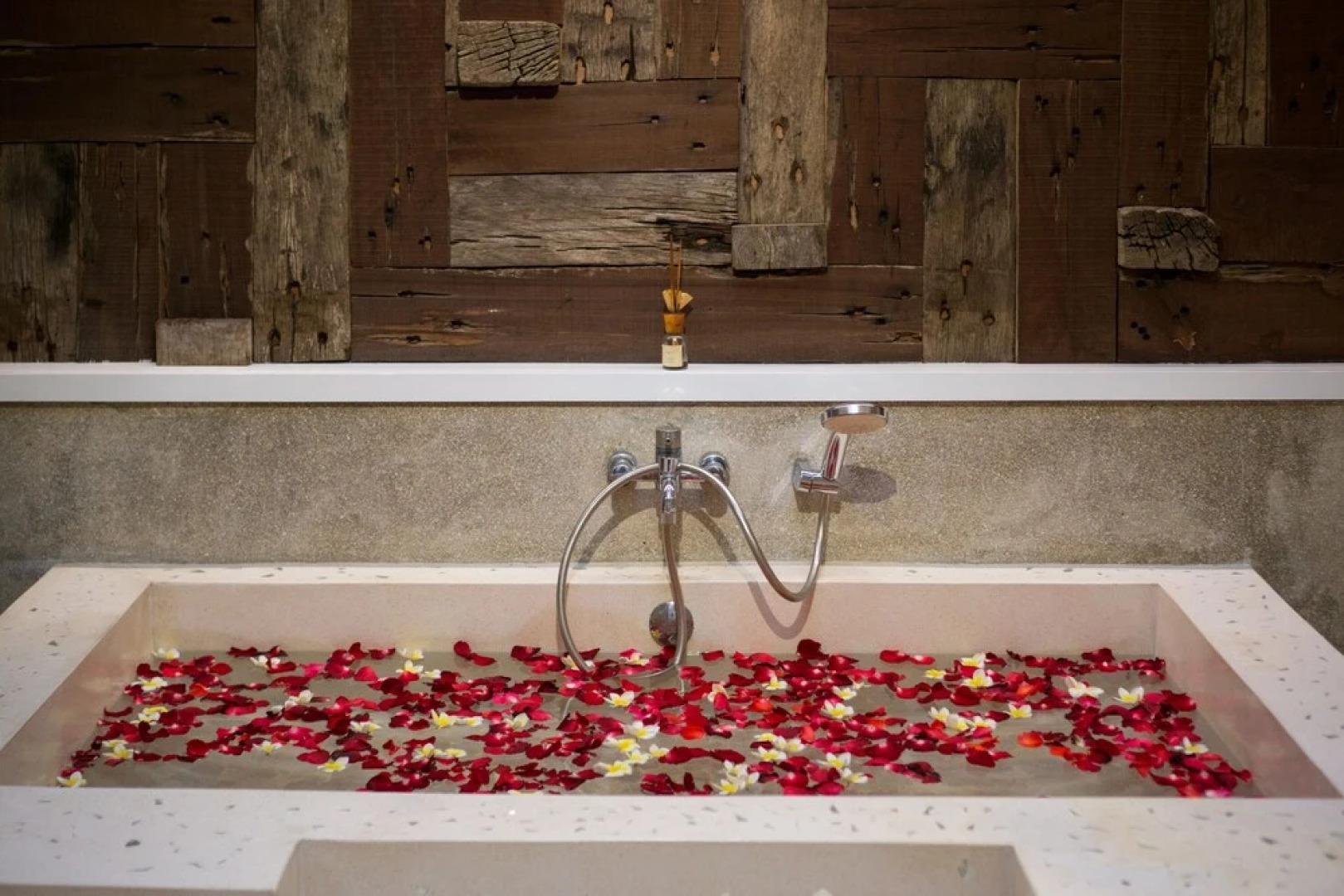 Fascinating Beachfront 2 Br Villa in Seminyak