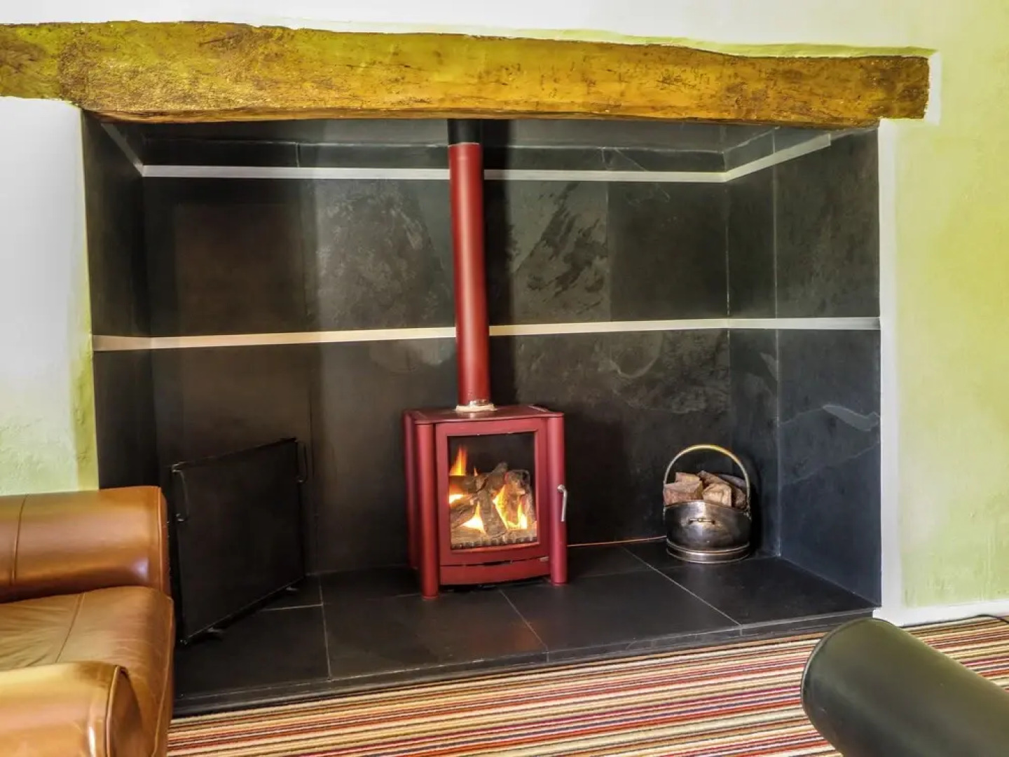 Bwthyn Gwyn Ty'n Y Pant