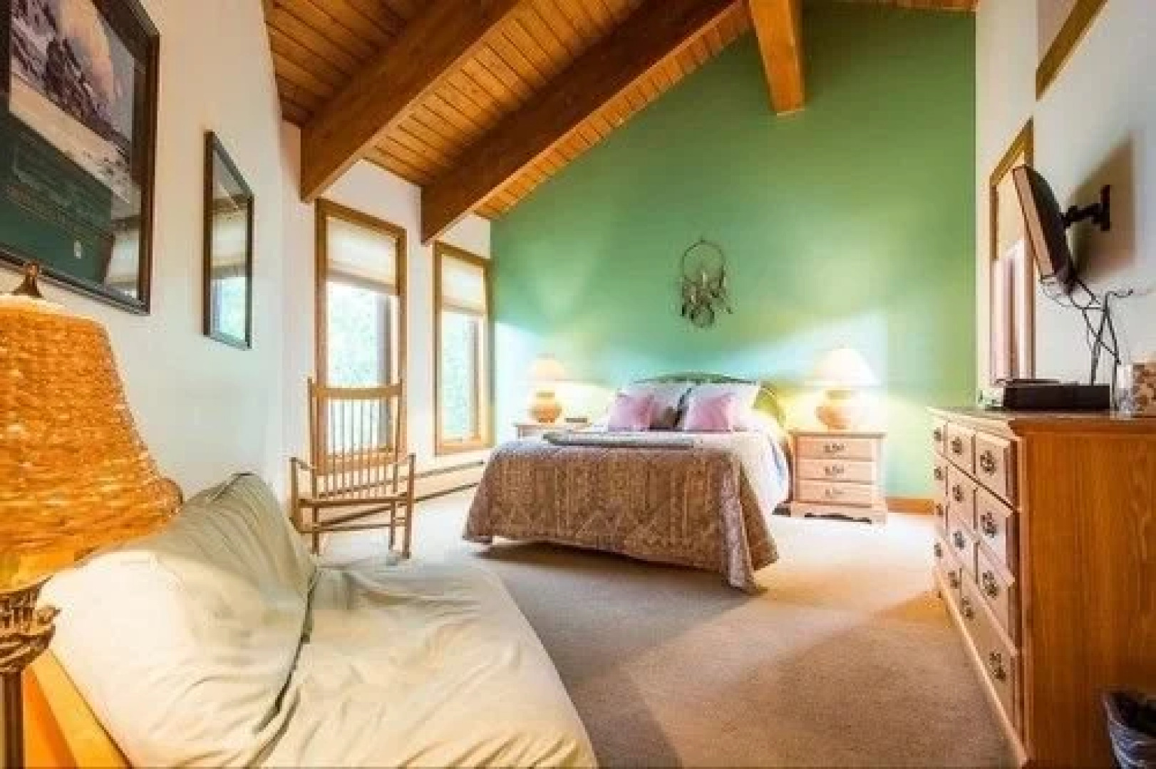 Pinnacle by Lespri Management