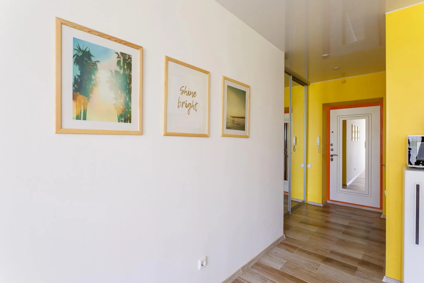 Две Подушки на улице Республиканская 11