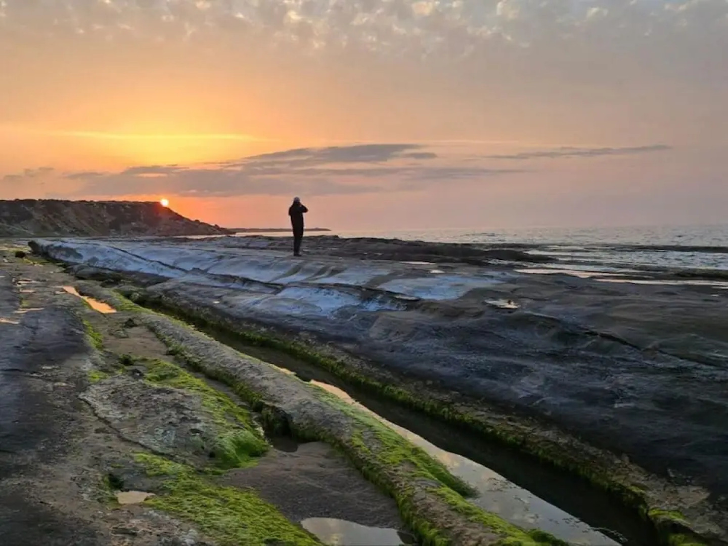 Serene Three-bedroom Retreat in Unforgettable Setting