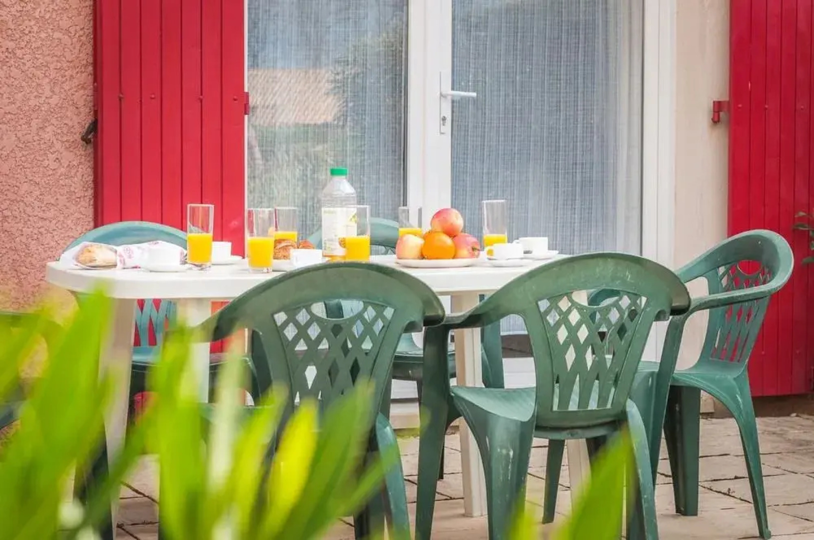 Les Berges du Canal by Ateya Vacances