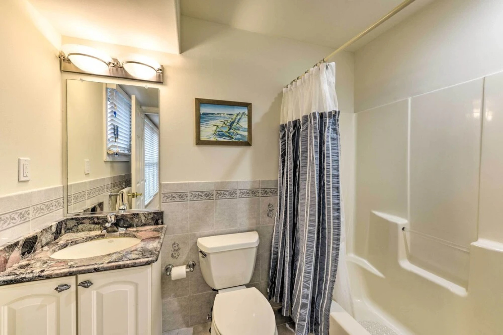 Sunny Brigantine Townhome: Walk to Beach