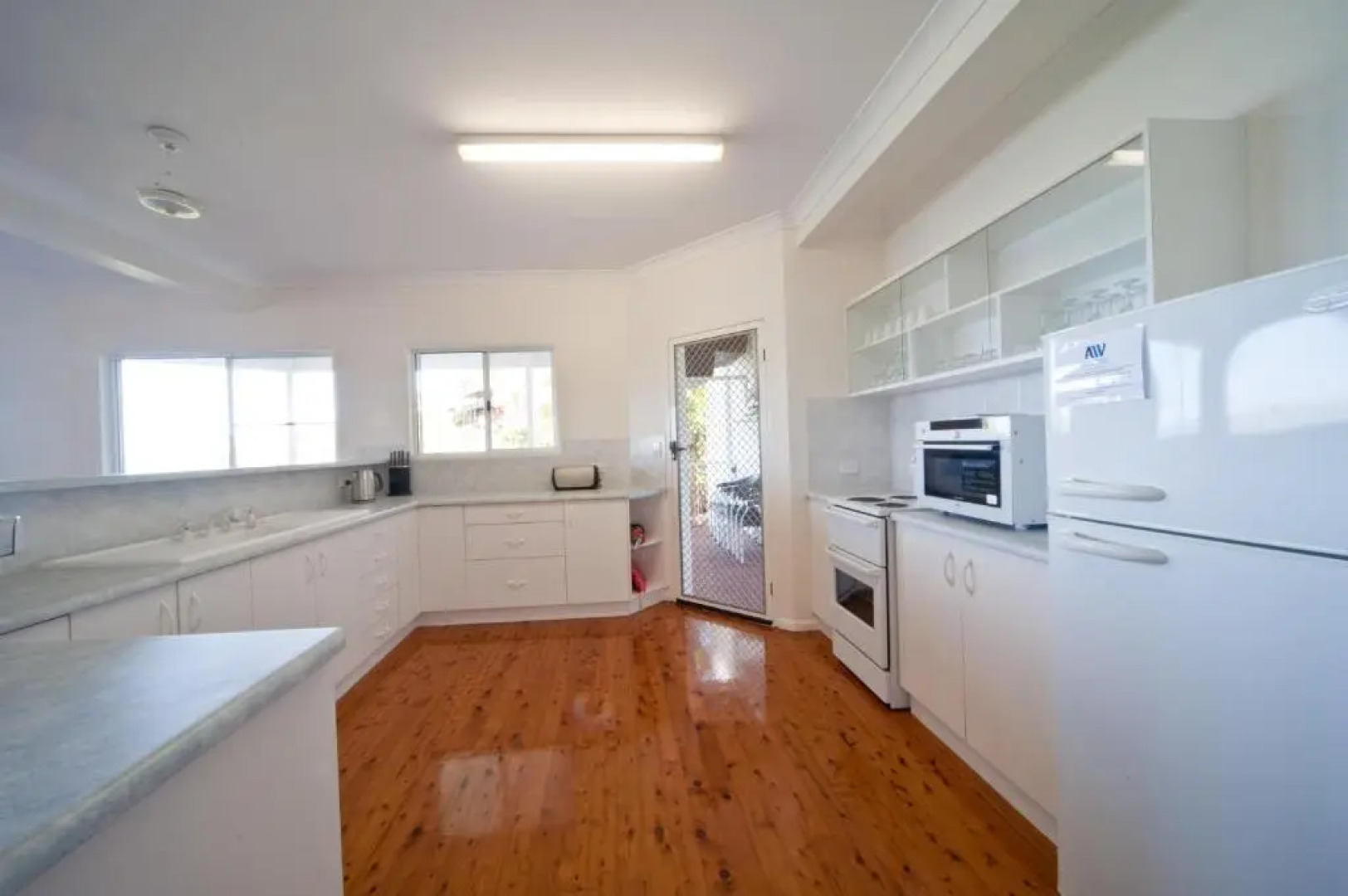 Picturesque on Passage - Shute Harbour