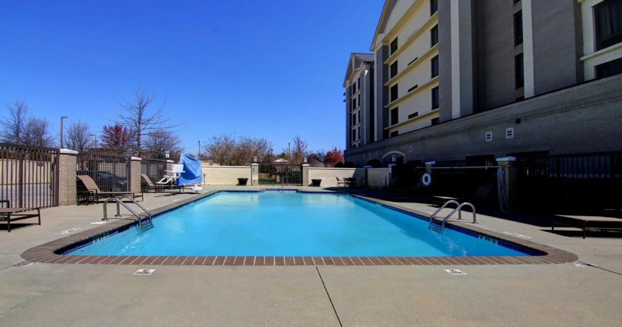 Holiday Inn Express & Suites Alpharetta - Windward Parkway by IHG