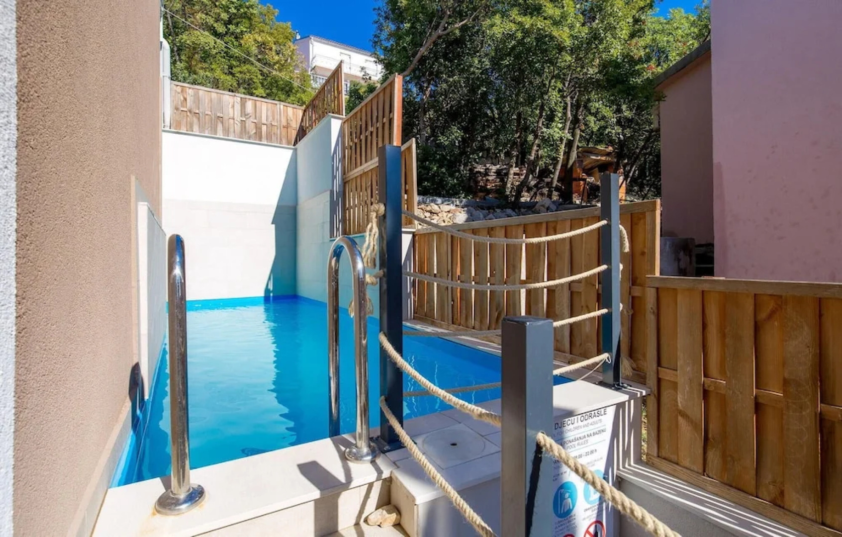 Awesome Home in Stinica With Sauna, Wifi and 6 Bedrooms