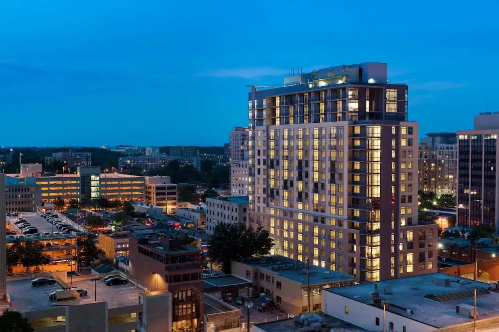 Global Luxury Suites at Woodmont Triangle North