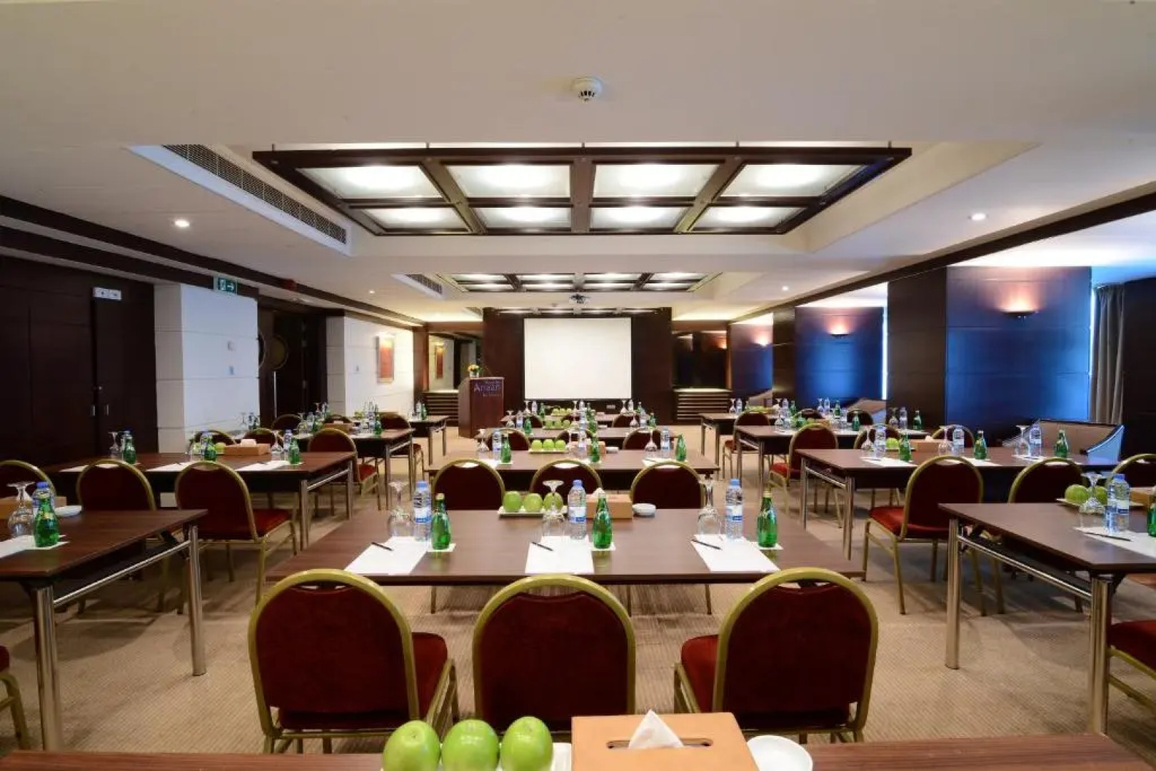 Raouche Arjaan by Rotana Hotel