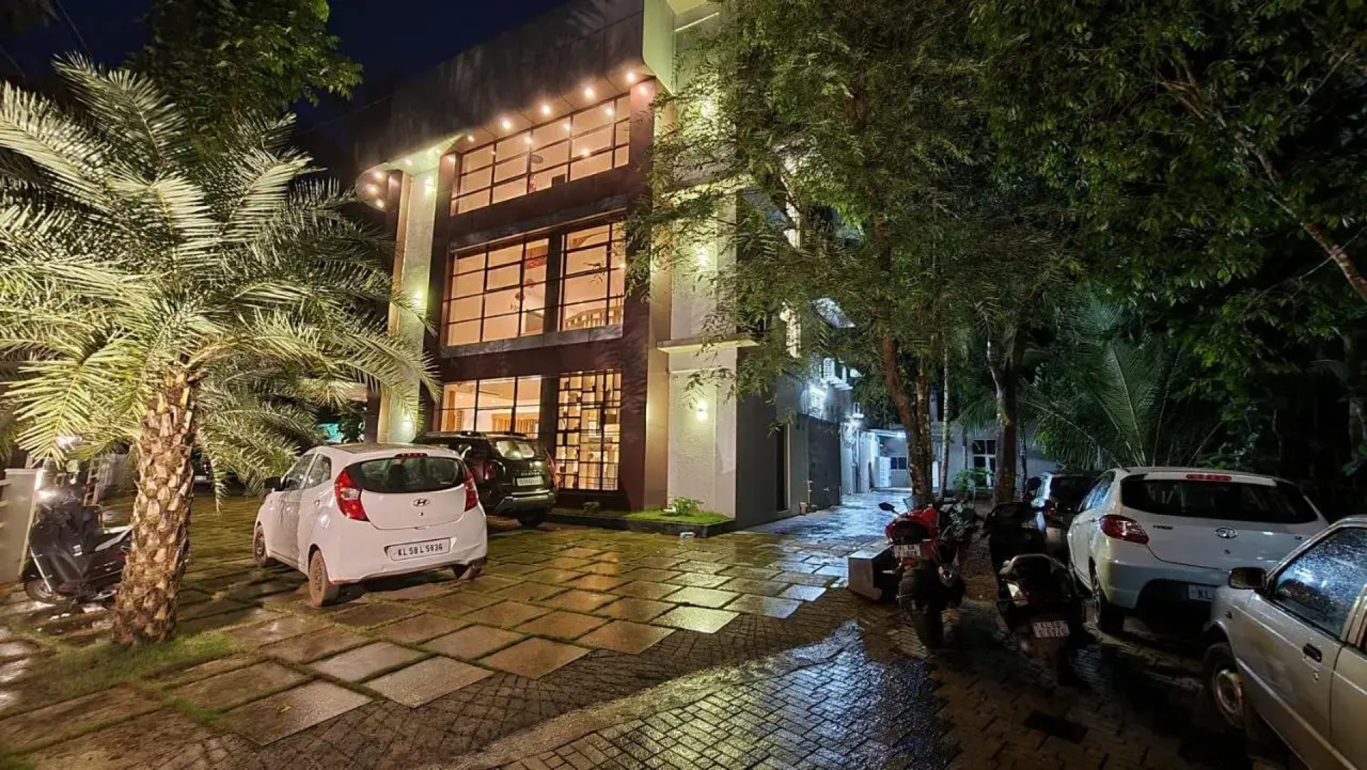 Hotel La Serene Mattannur