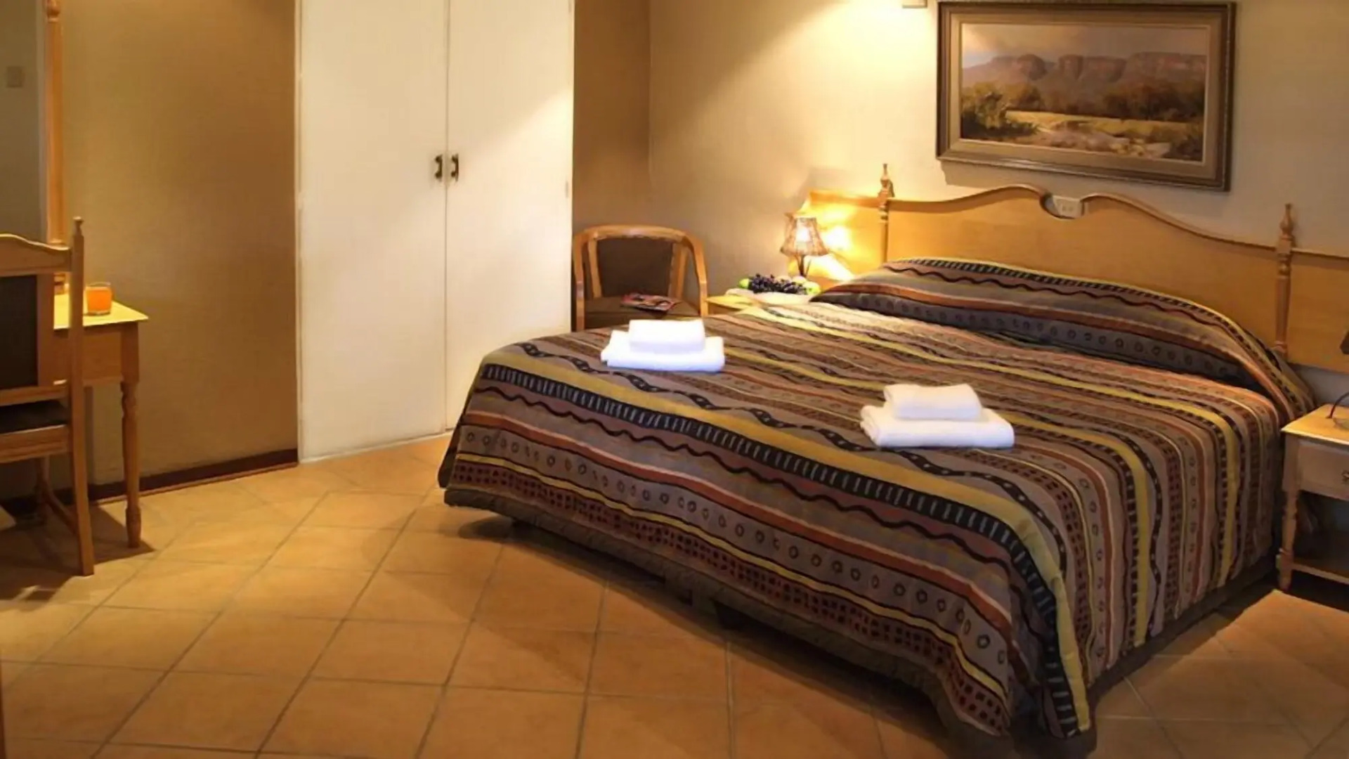 Hotel Numbi and Garden Suites