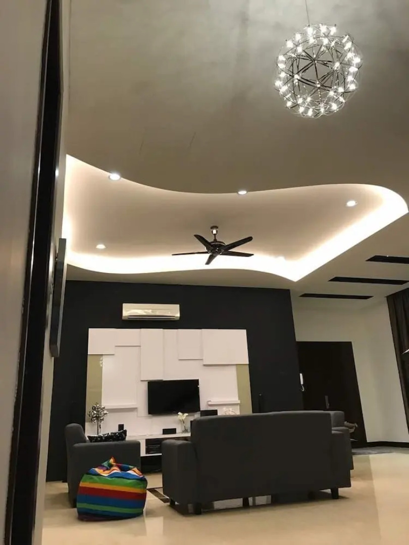 3 Storey Bungalow For Homestay