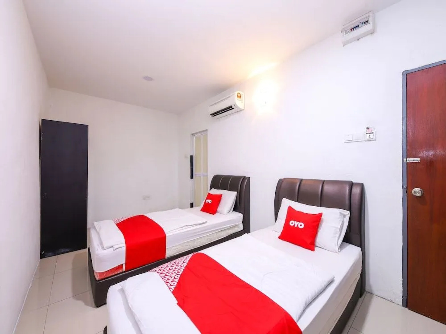 OYO 89702 Md Hotel Masai