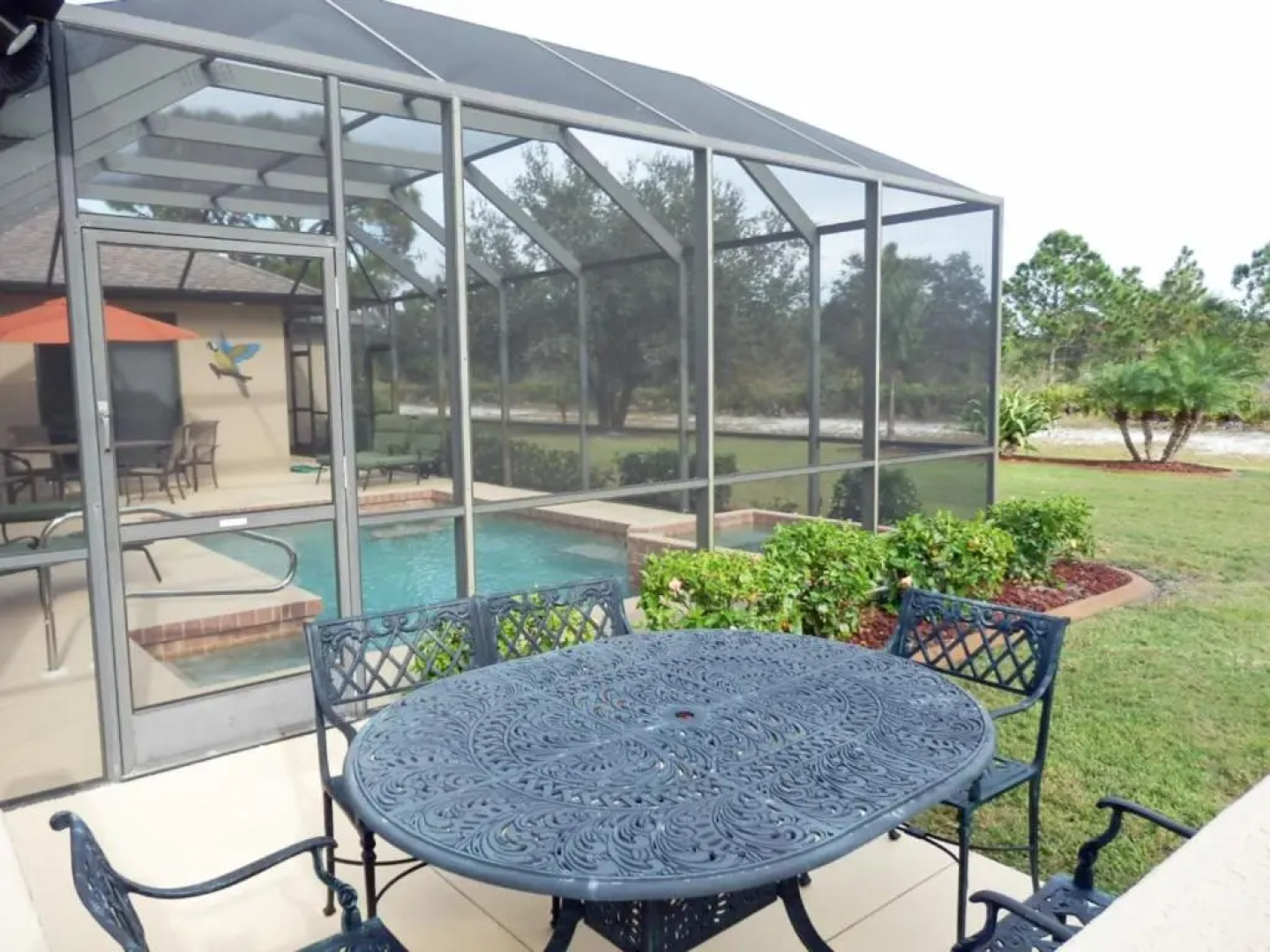 Privacy in Paradise - Private Villa with heated pool and spa - sleeps 6