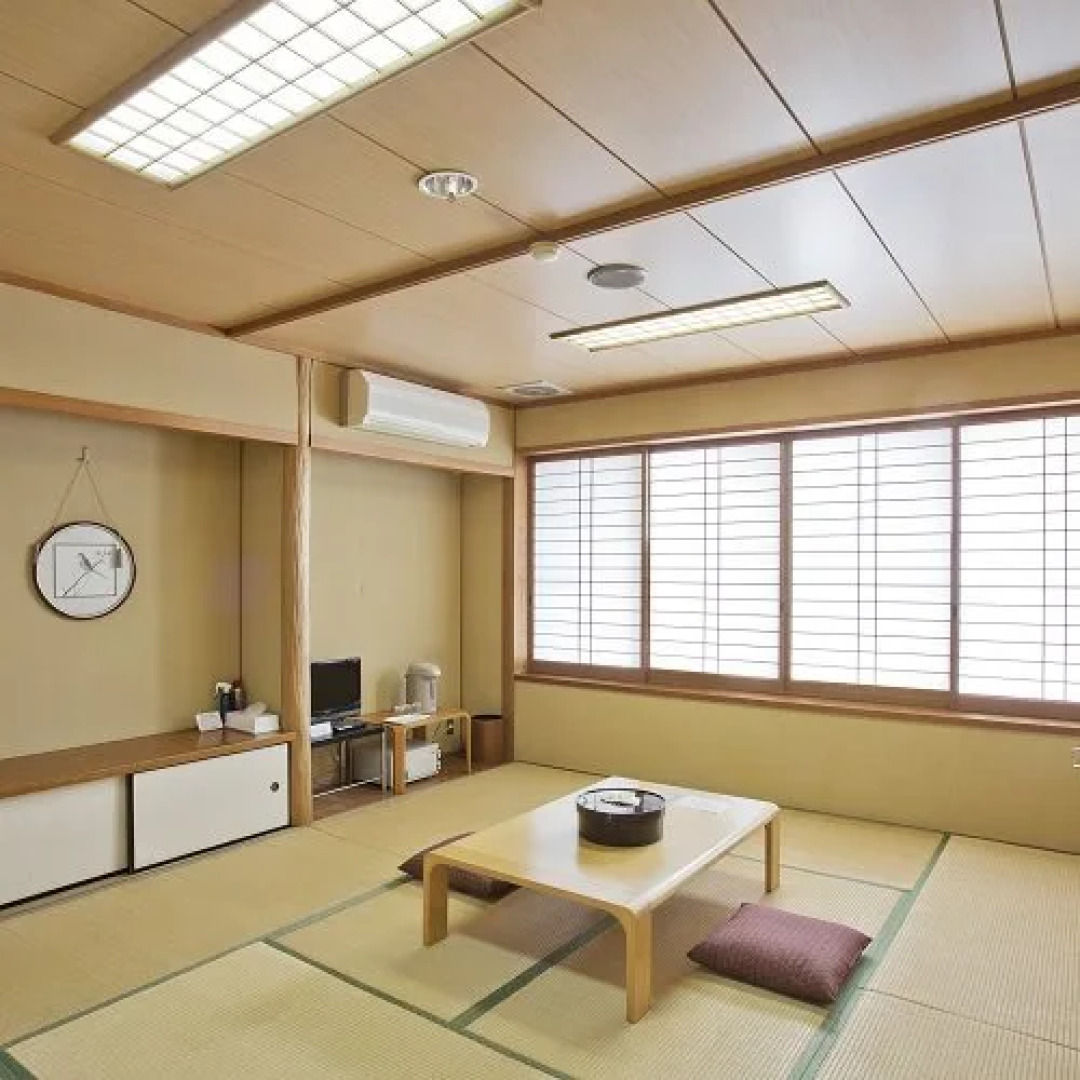 Kokumin Shukusha Irohajima