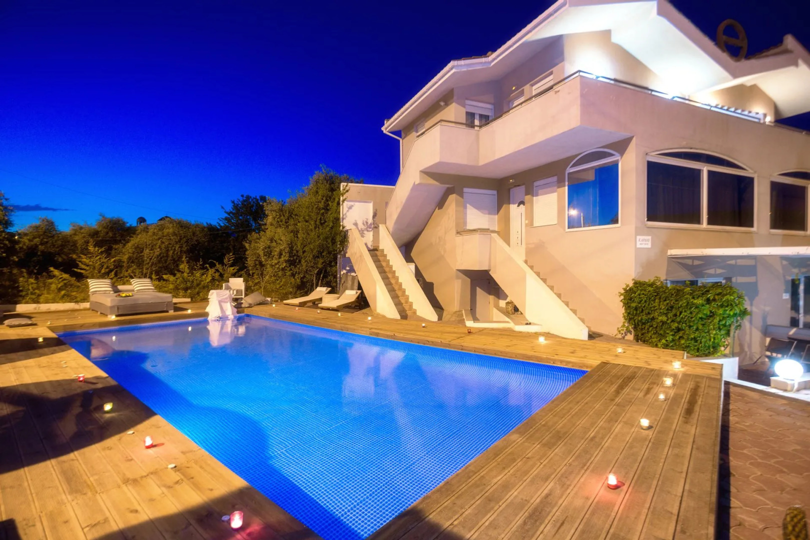 Kapahi Sea View Apartments & Suites