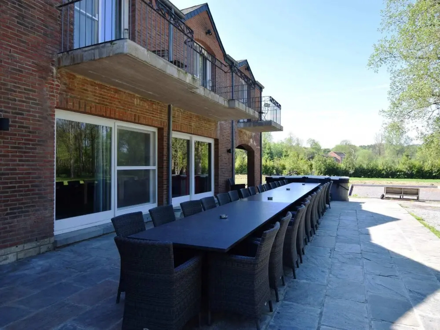 Cottage on the Banks of the Ourthe in Durbuy