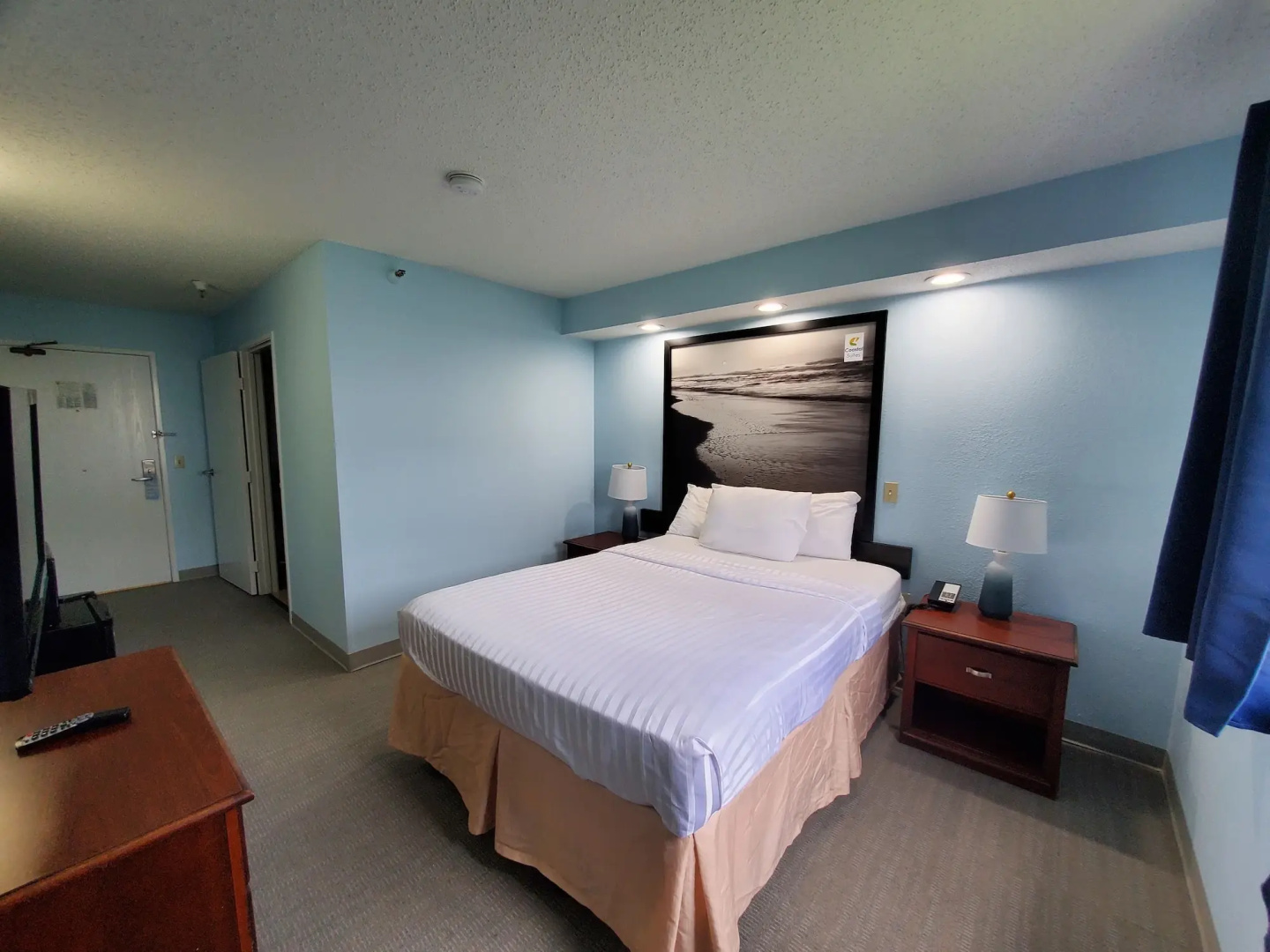 Coastal Inn & Suites - Wilmington, NC
