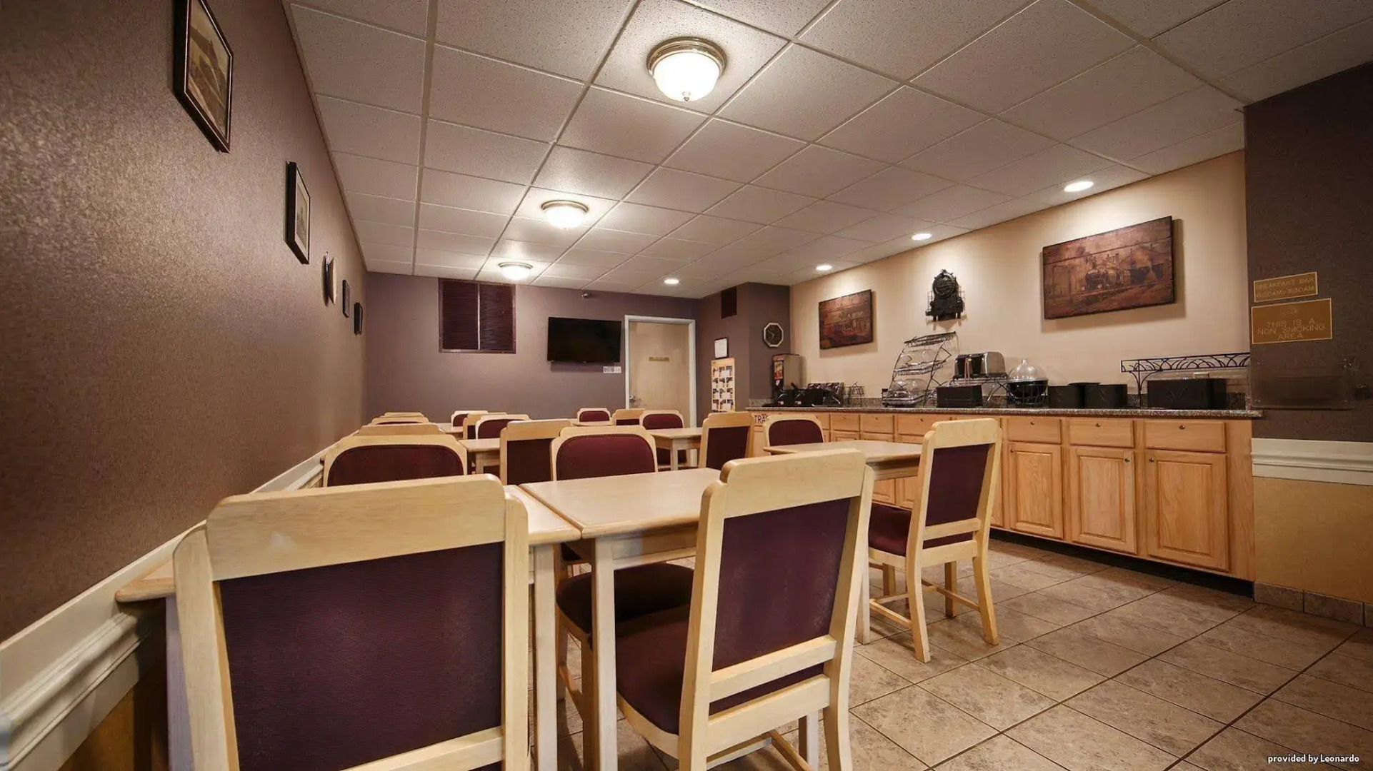 Best Western Fostoria Inn & Suites