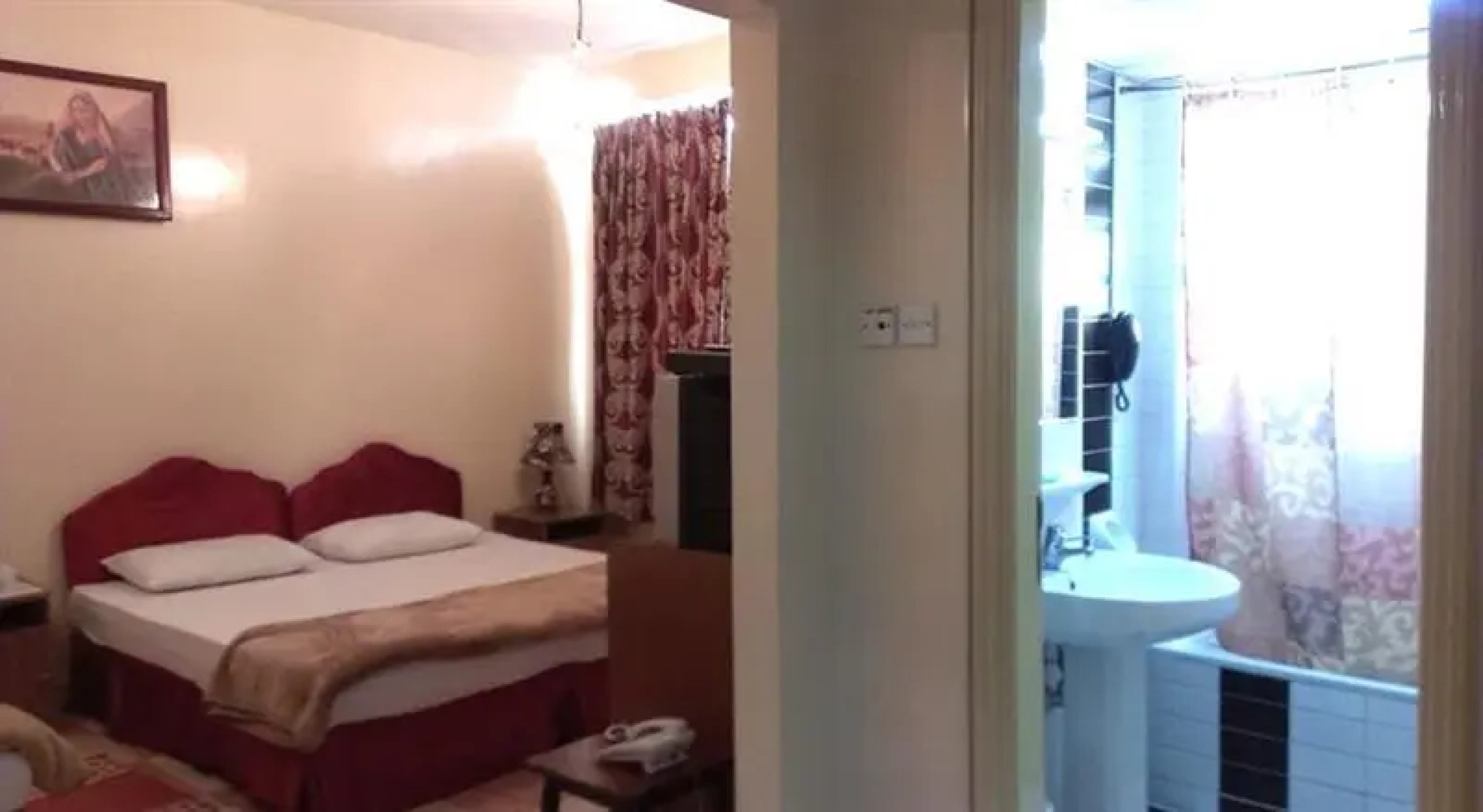 Everest International Hotel