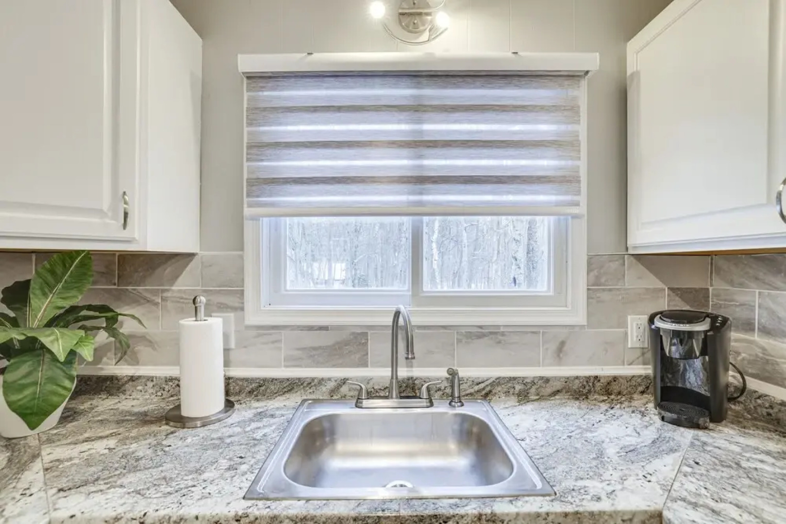 Tobyhanna Home w/ Private Hot Tub & Pool Table!