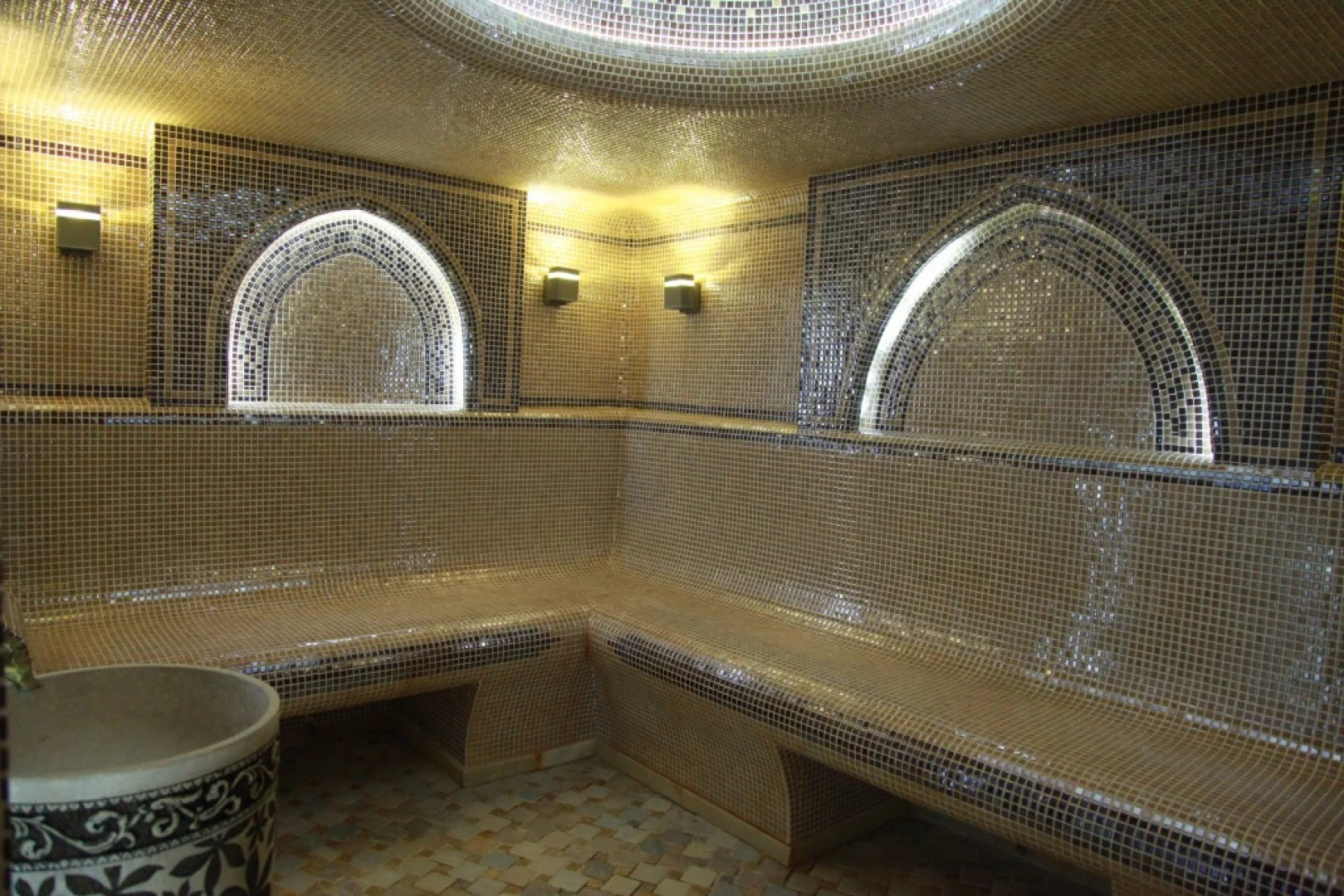 Zarafshan Grand Hotel