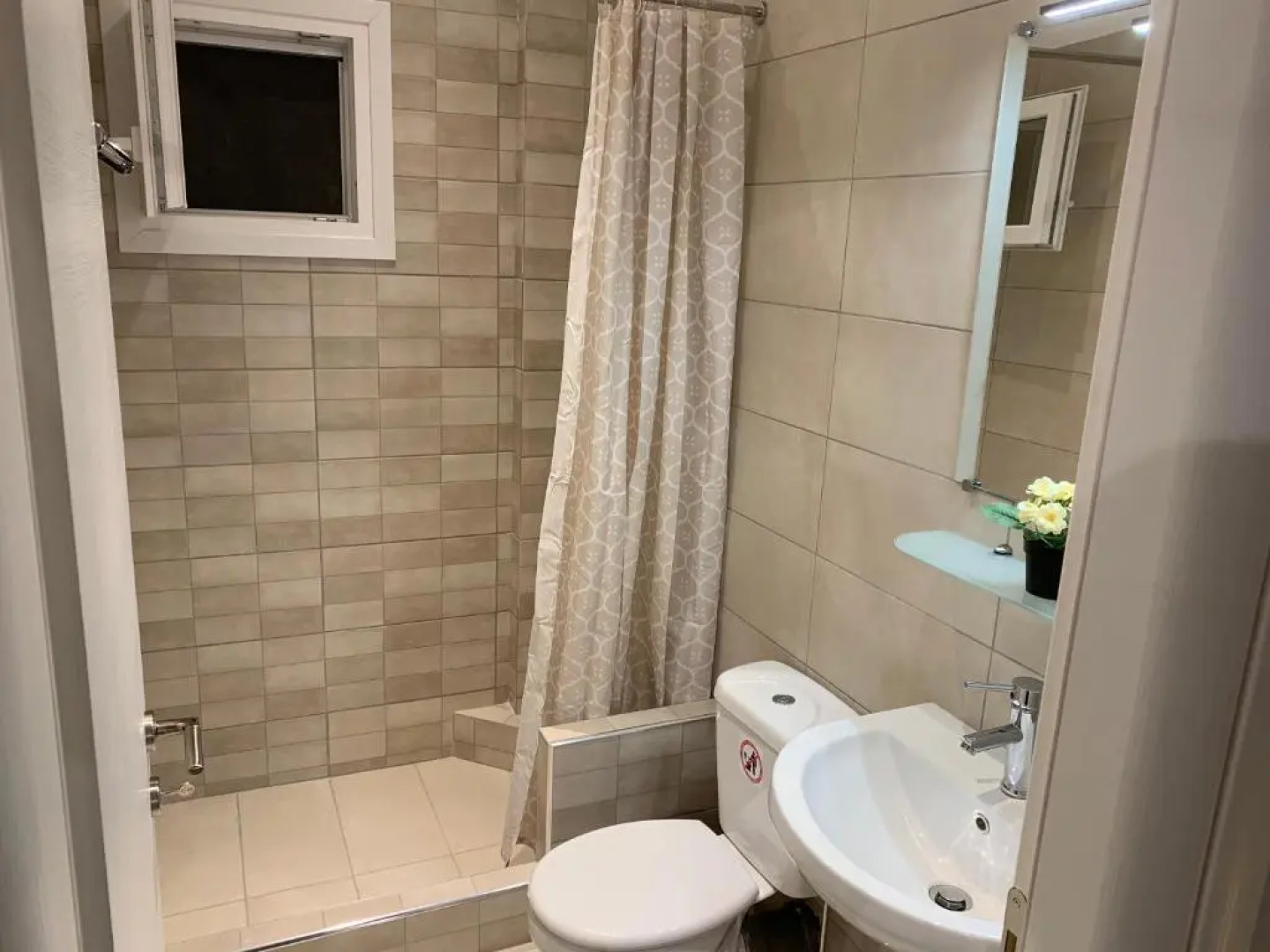 Tsatsoni - Anastasiou Studios