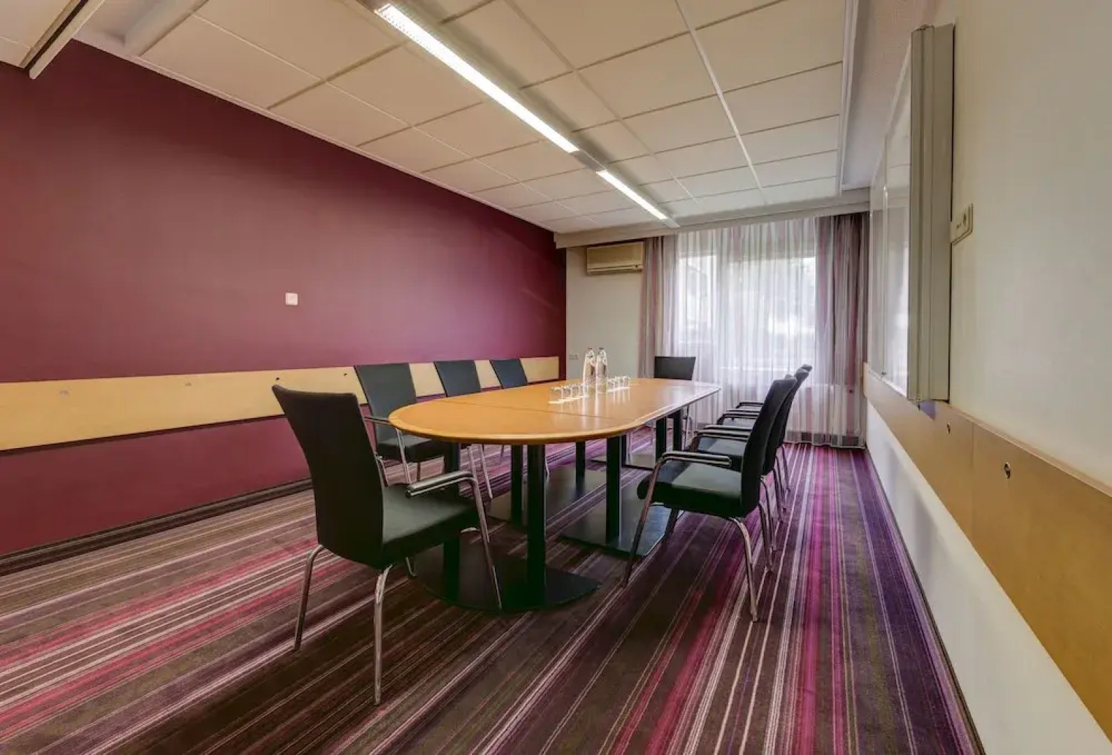 Отель Fletcher Hotel-Restaurant 's-Hertogenbosch