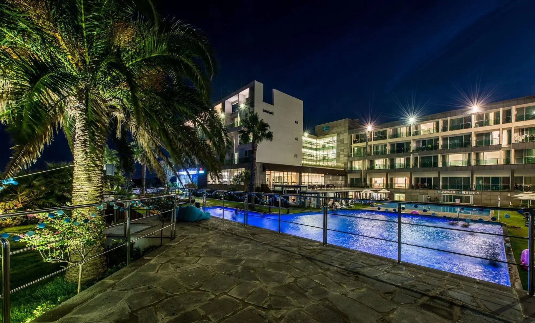 The Four Graces Resort