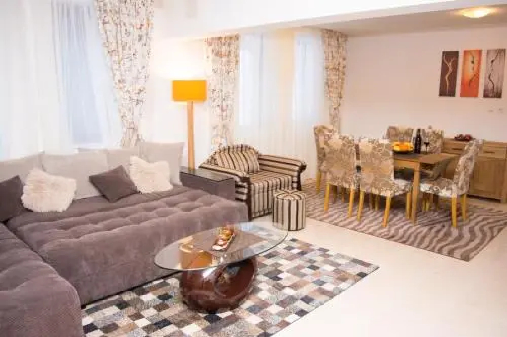 Deluxe Apartment Monastery 3