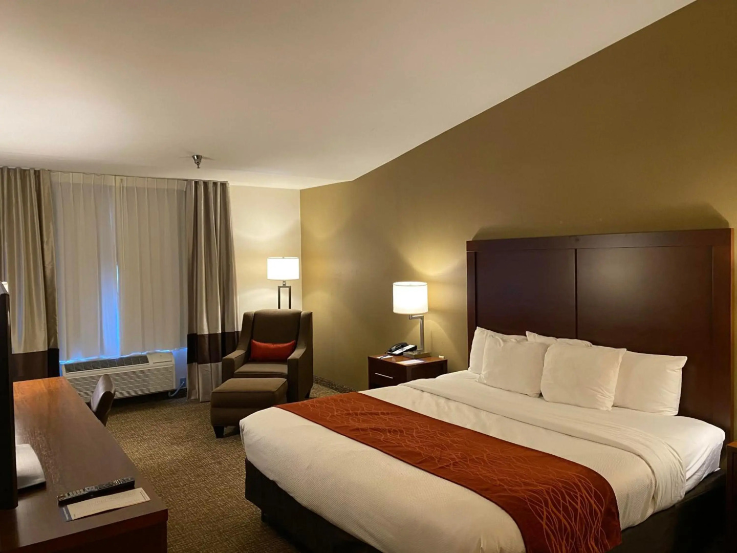 Comfort Inn Marina on the Monterey Bay