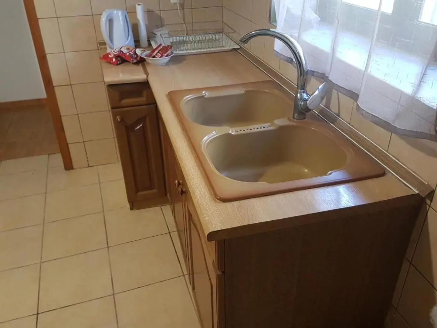 George Apartments by the Sea and Airport