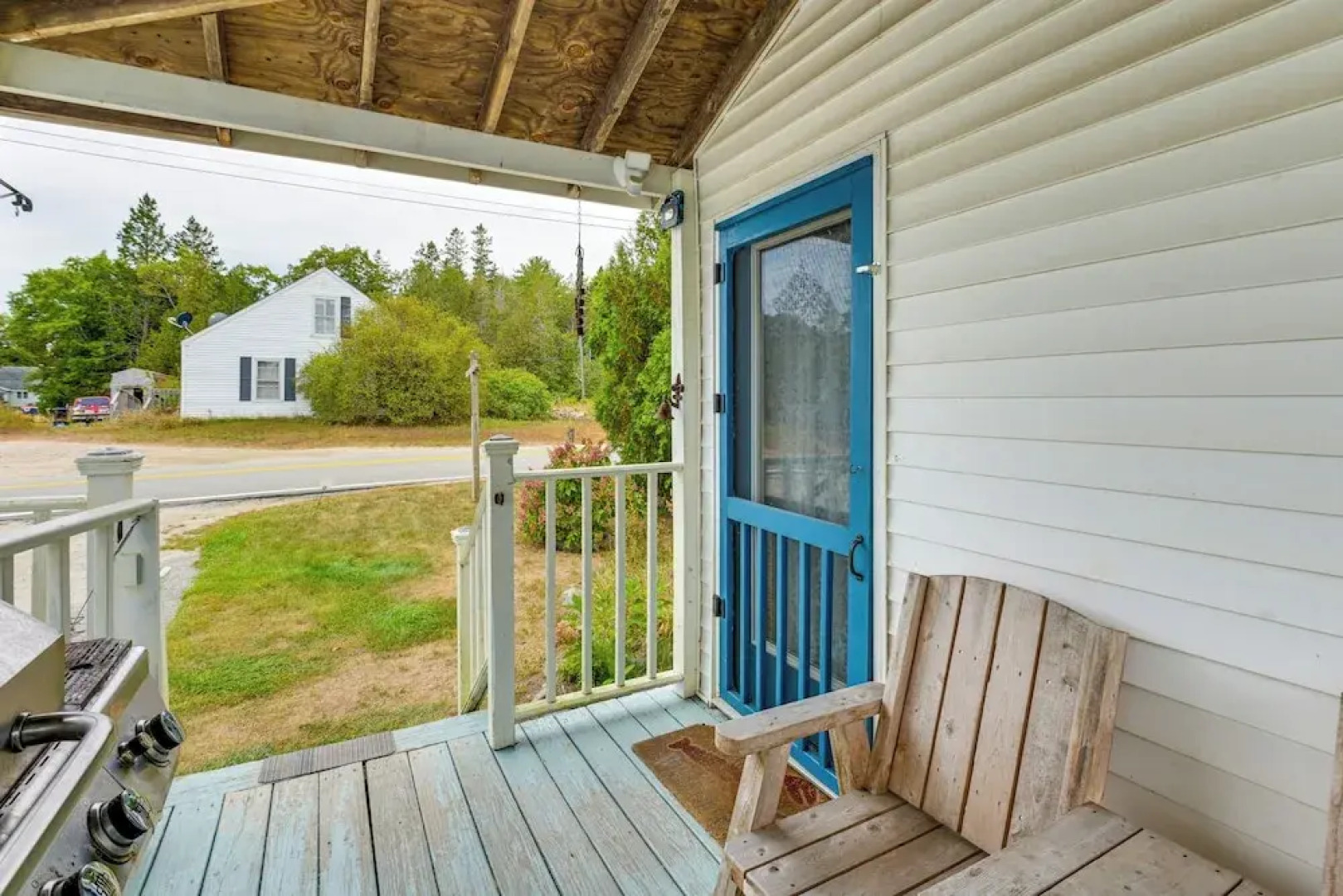 14 Mi to Schoodic Point: Gouldsboro Artists Home