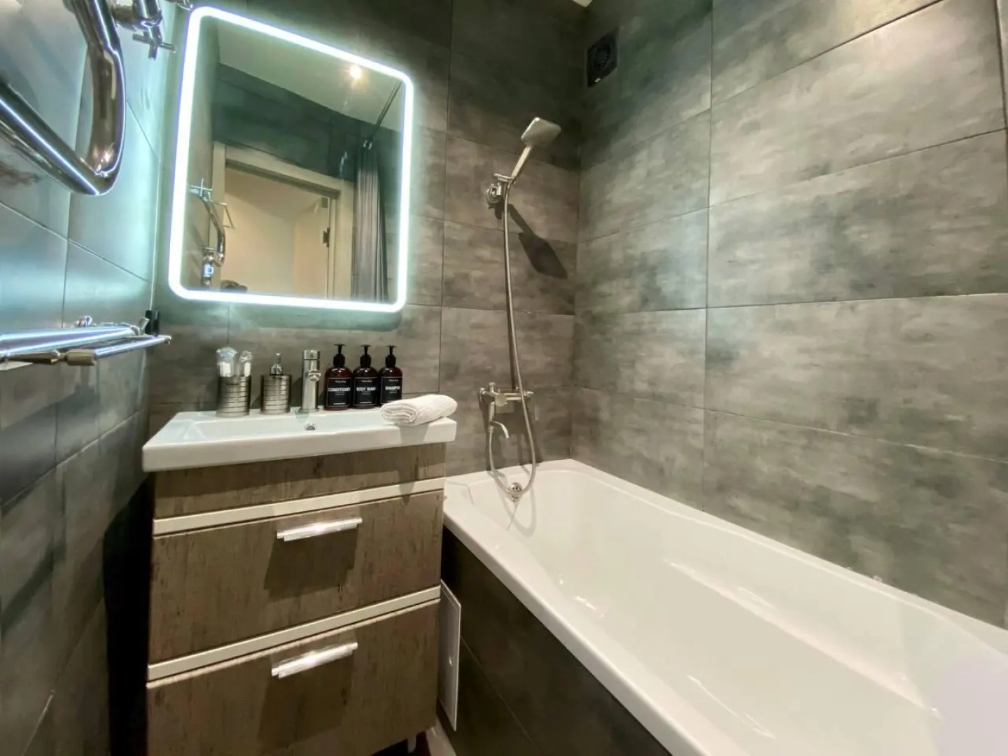 Slavno Apparts на улице Шаумяна 11