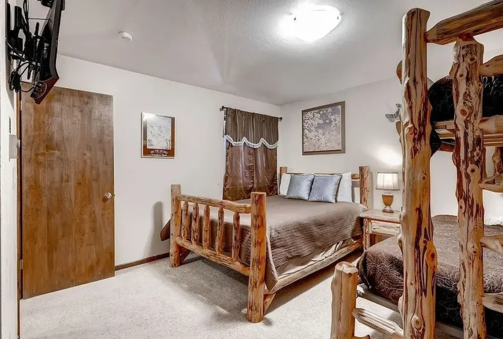 Park Place 101c 2 Bedroom Condo by RedAwning