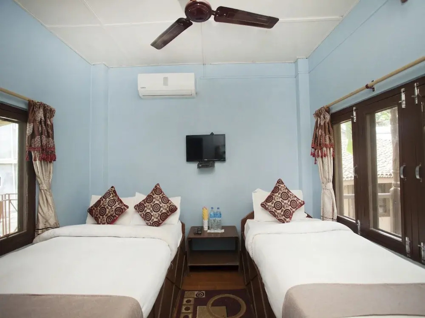 SPOT ON 486 Hotel Holy Lodge