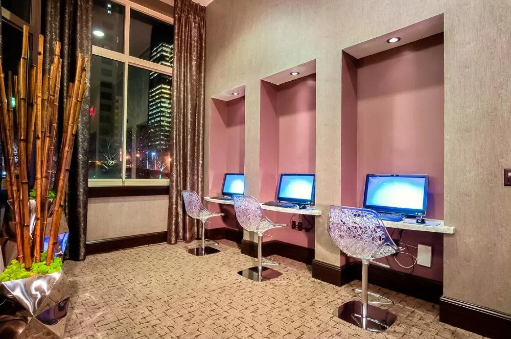 Bluebird Suites Near Newport Centre