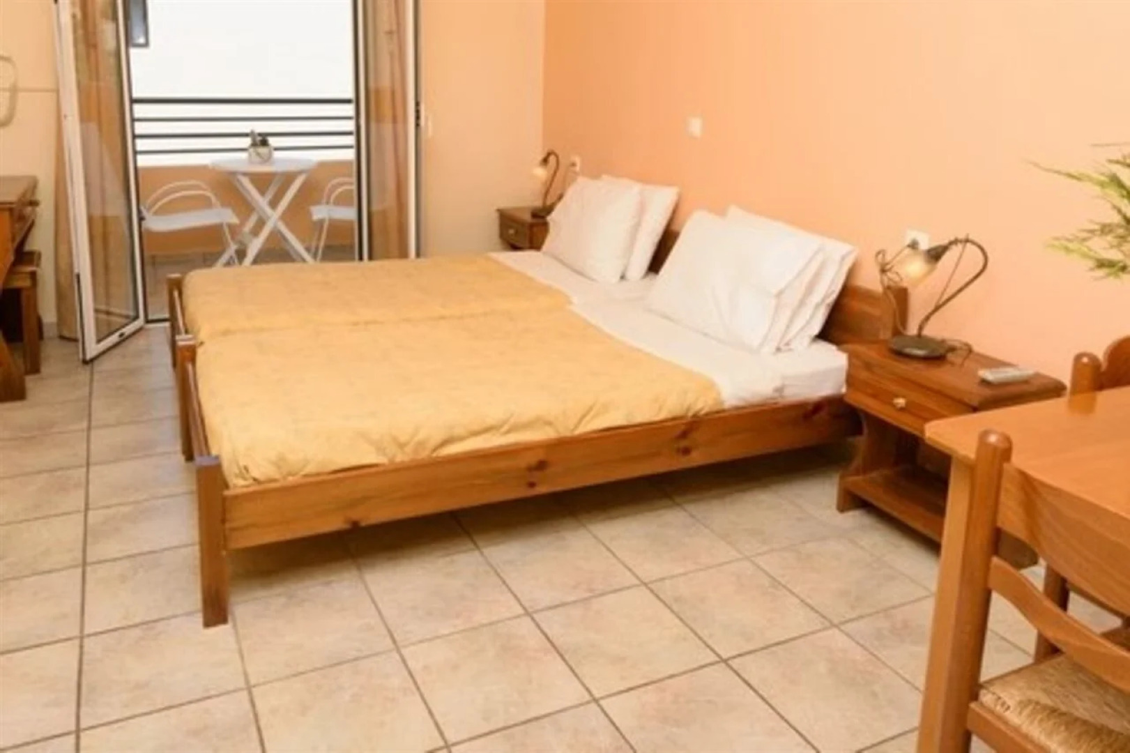 Argyro Apartments and Studios