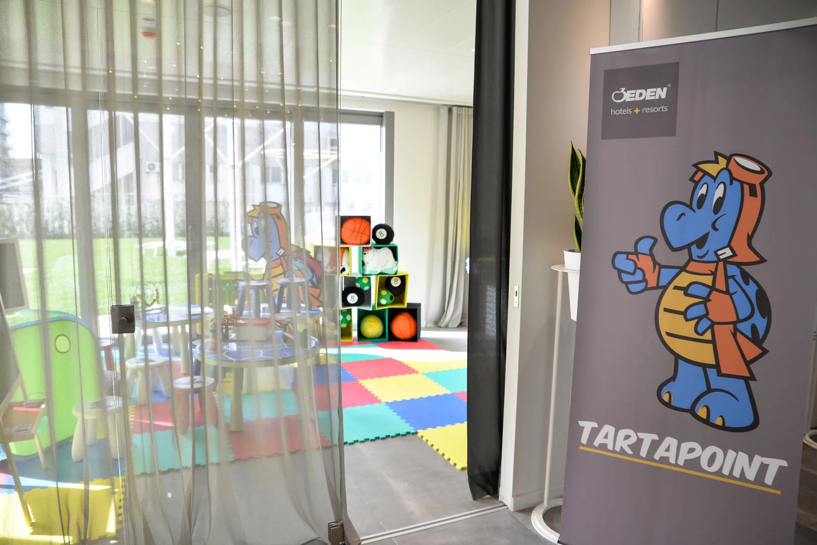 Nautilus Family Hotel