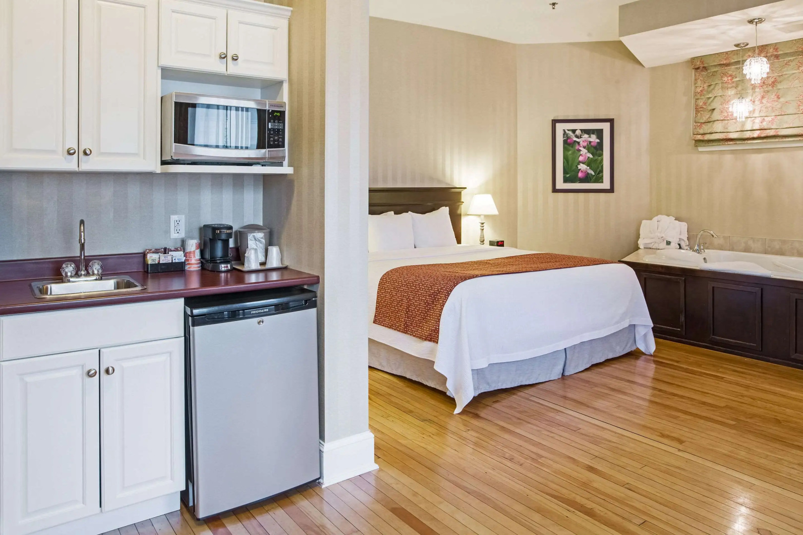 Quality Inn & Suites Downtown