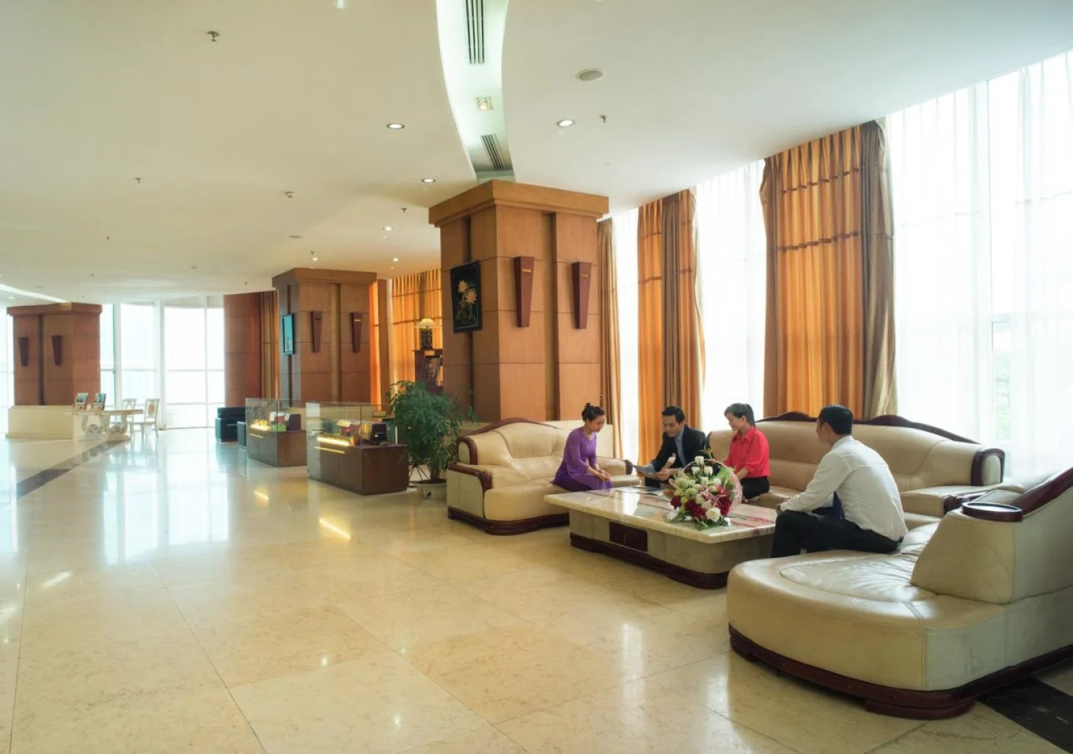 Lam Kinh Hotel