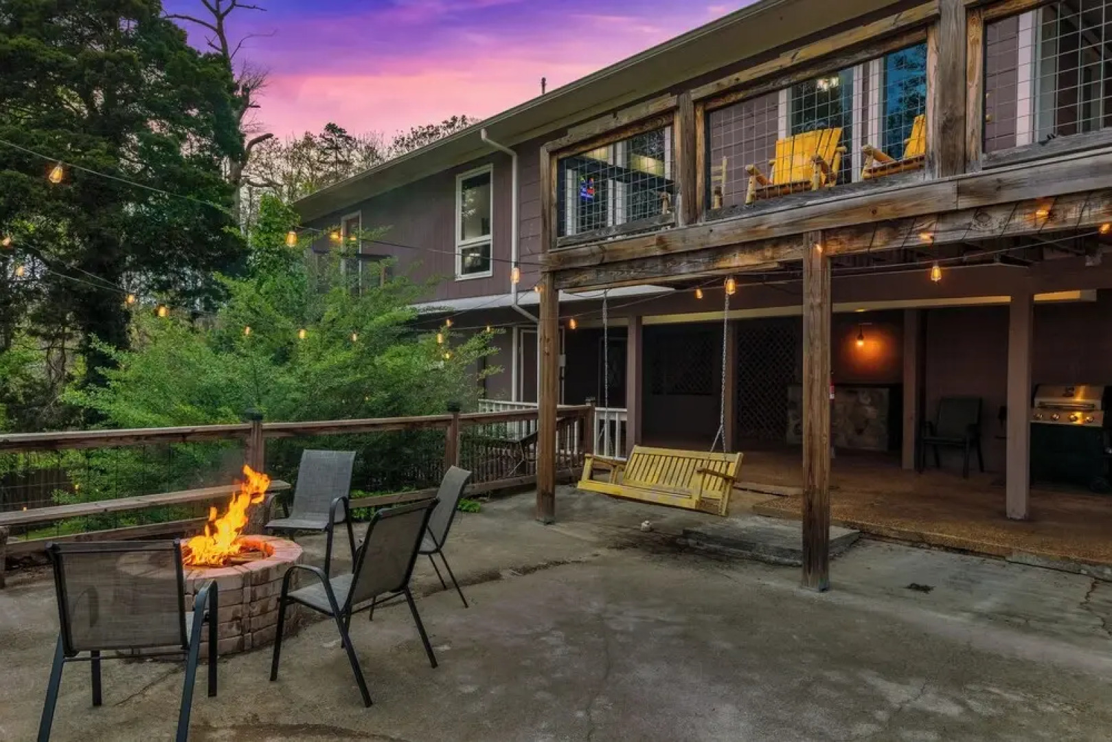 Hot Tub & Mini Golf: Mtn-view Haven in Kodak!