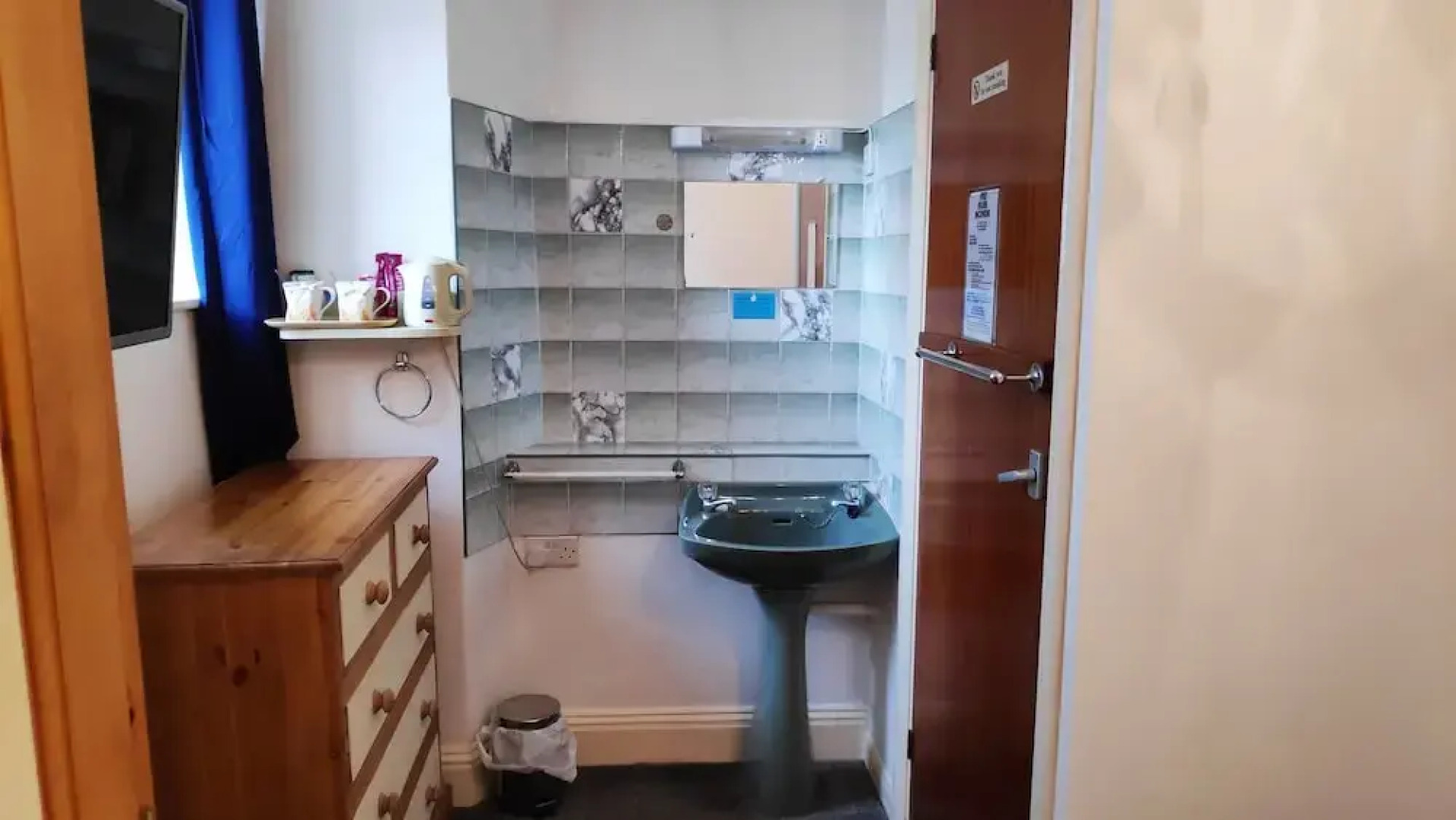 OYO Elnor Guest House